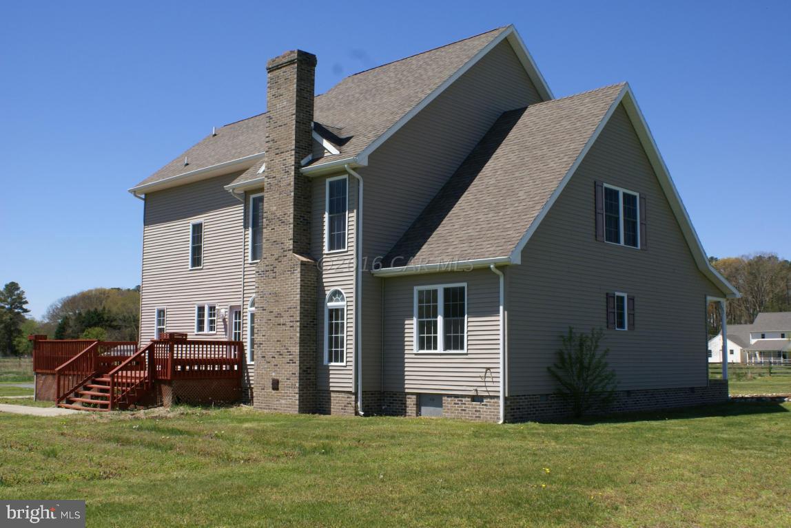 EQUESTRIAN ACRES - Residential