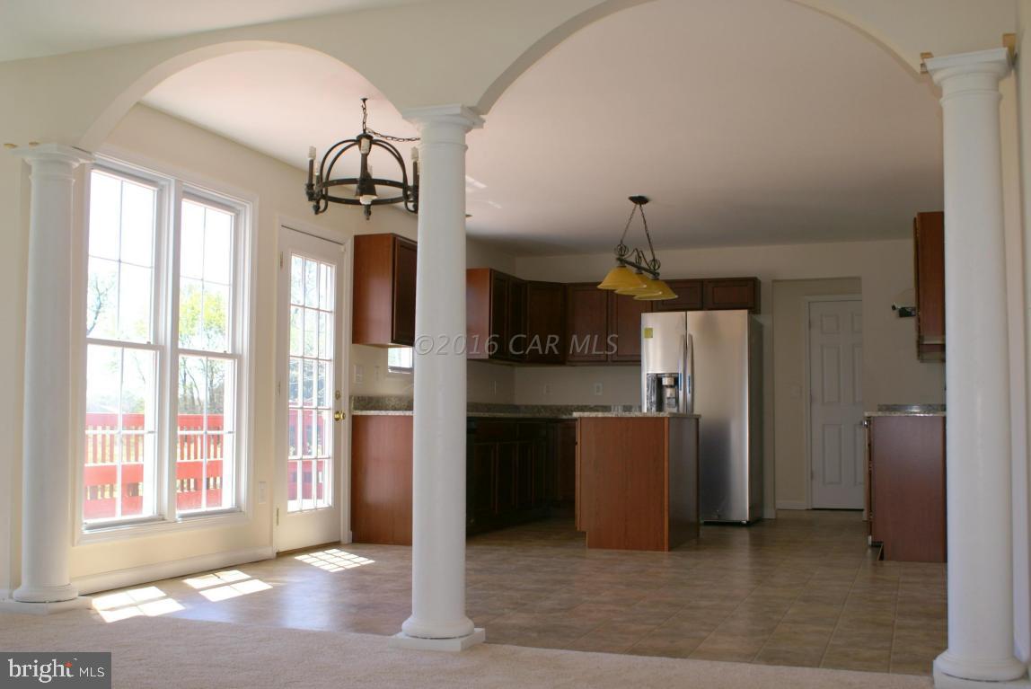 EQUESTRIAN ACRES - Residential