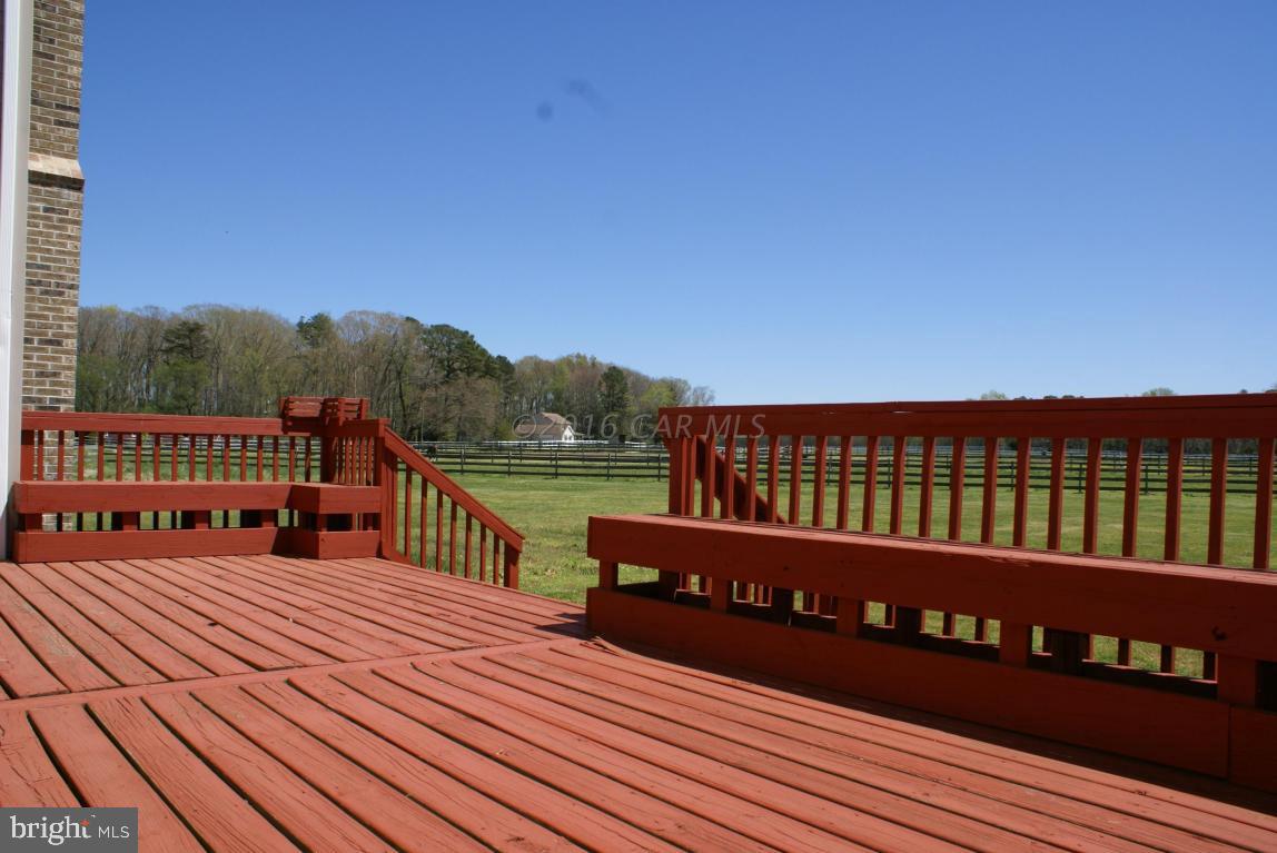 EQUESTRIAN ACRES - Residential