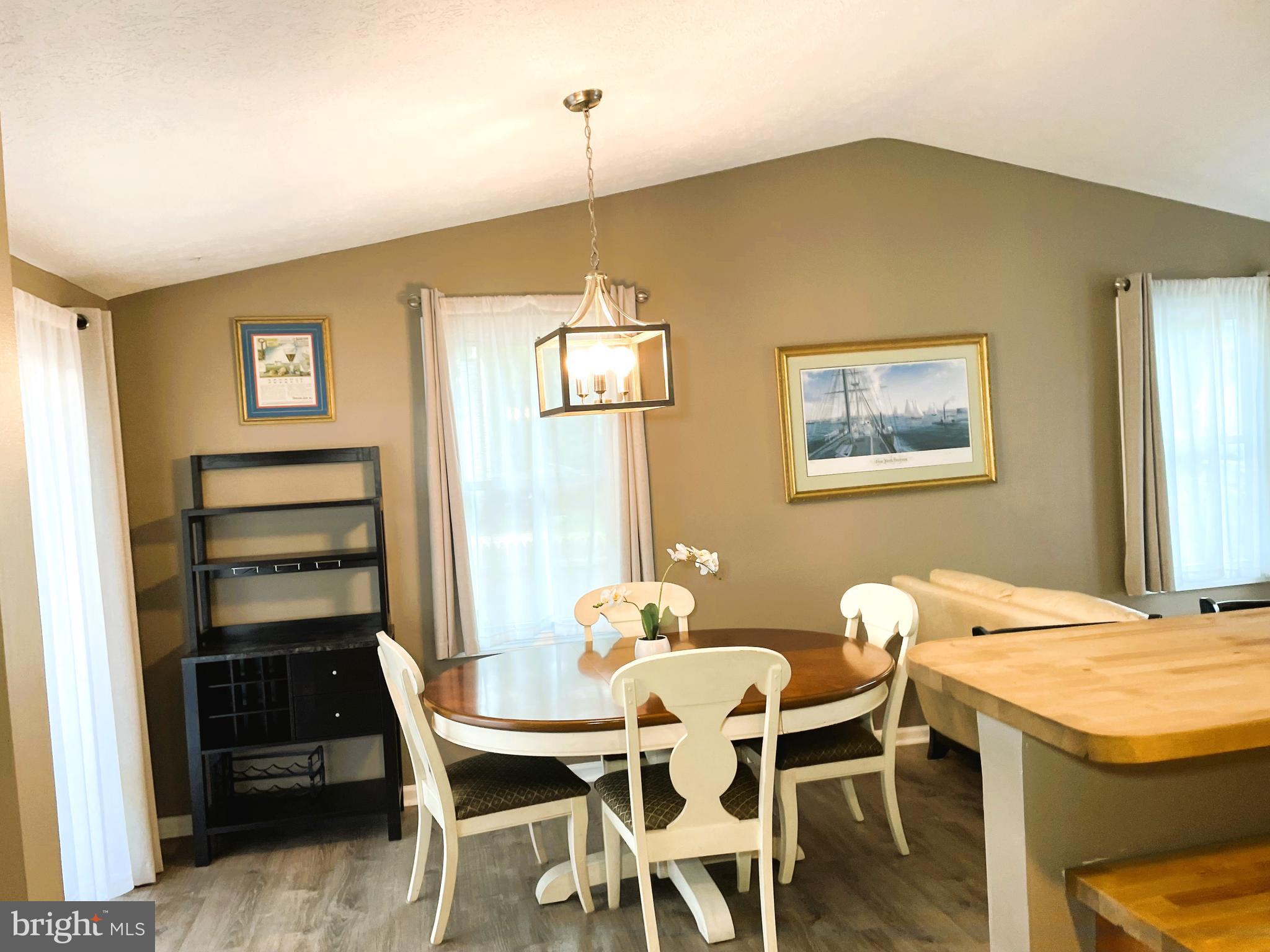 REVELL DOWNS - Residential