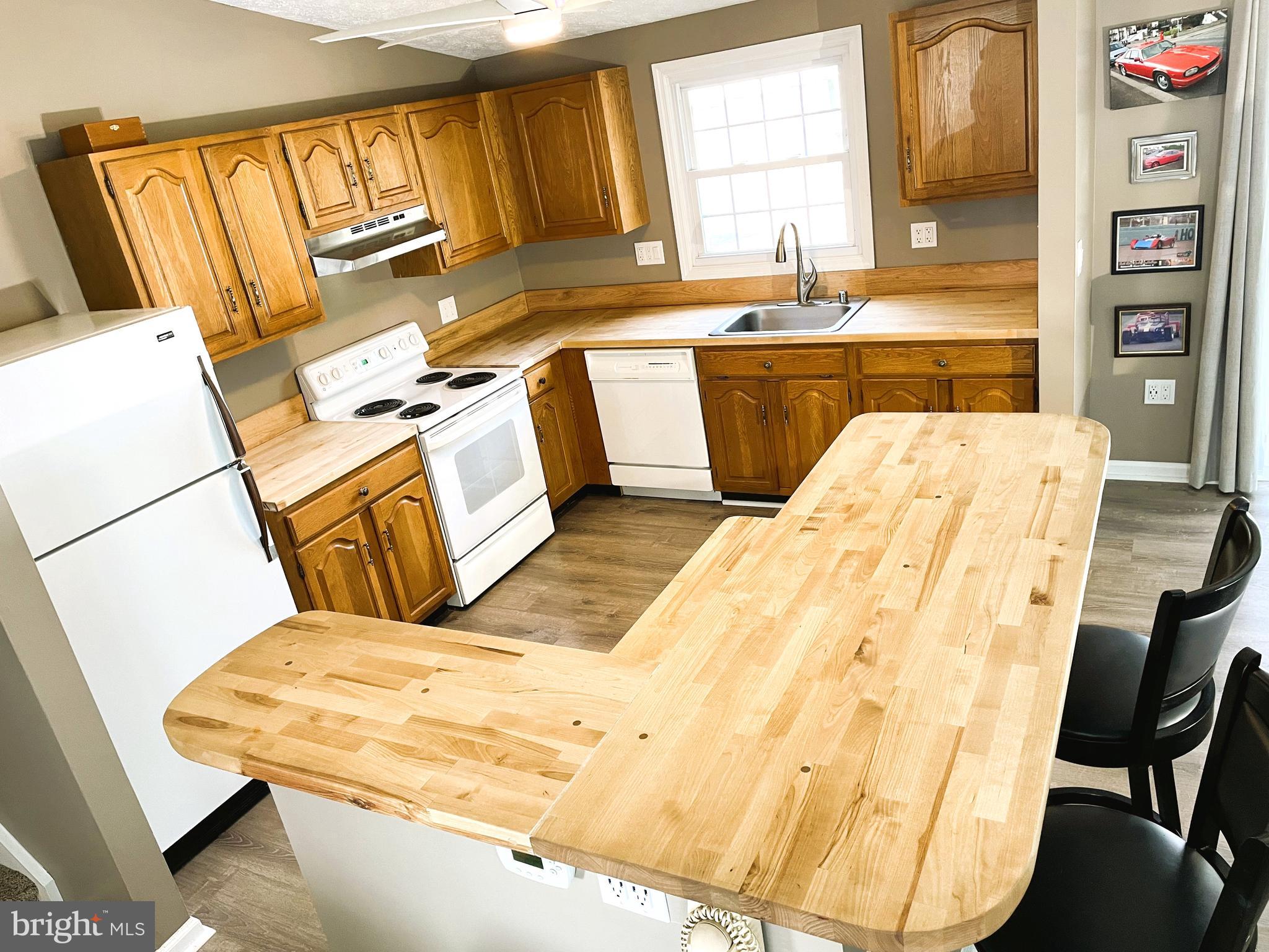 REVELL DOWNS - Residential