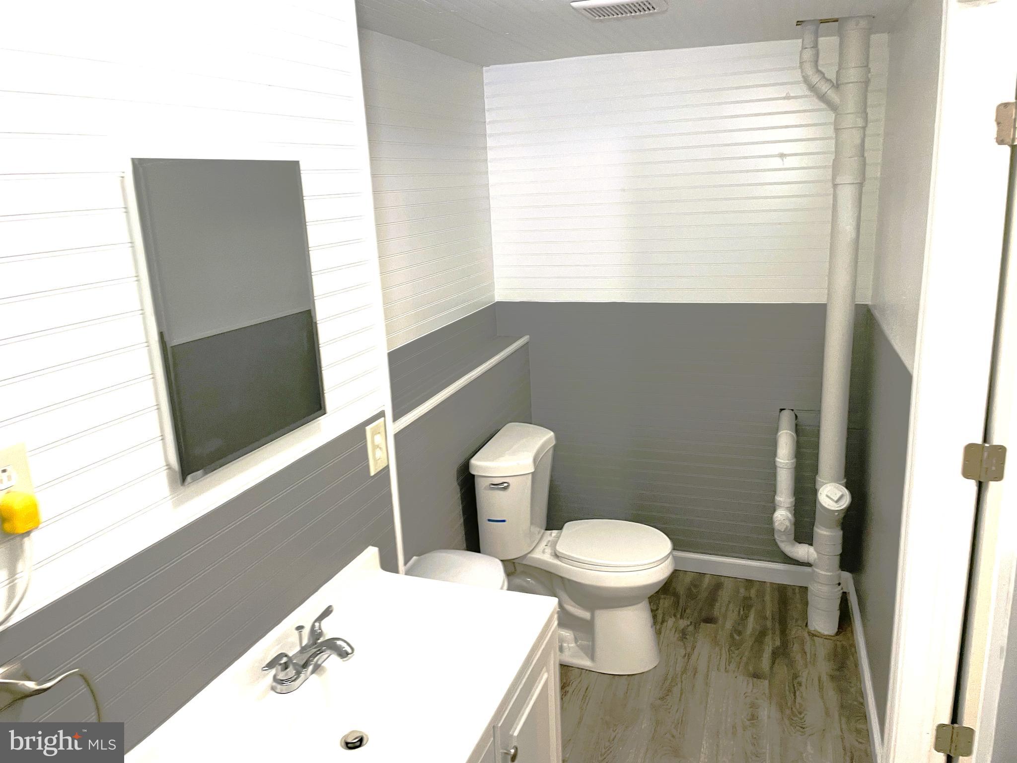 REVELL DOWNS - Residential