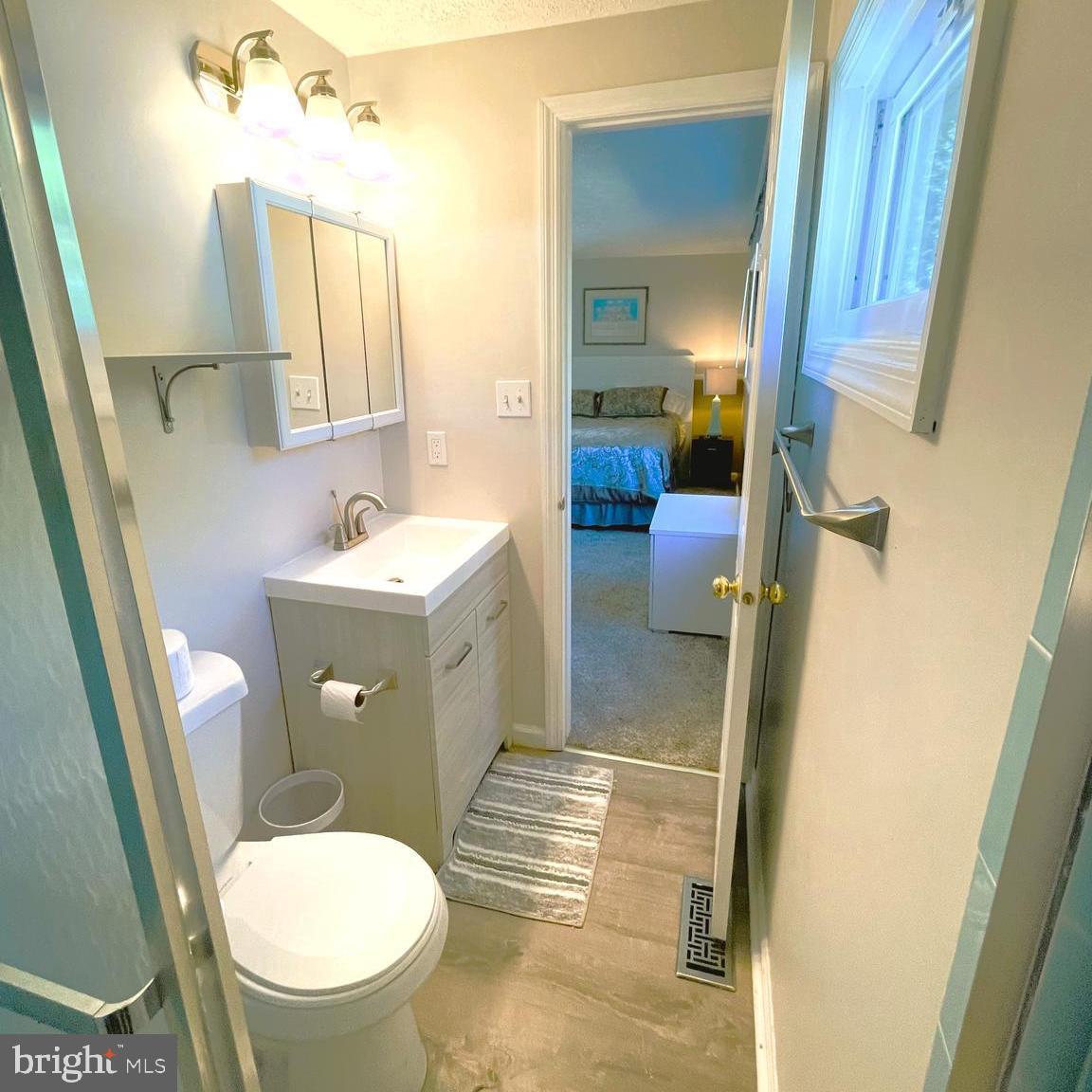 REVELL DOWNS - Residential