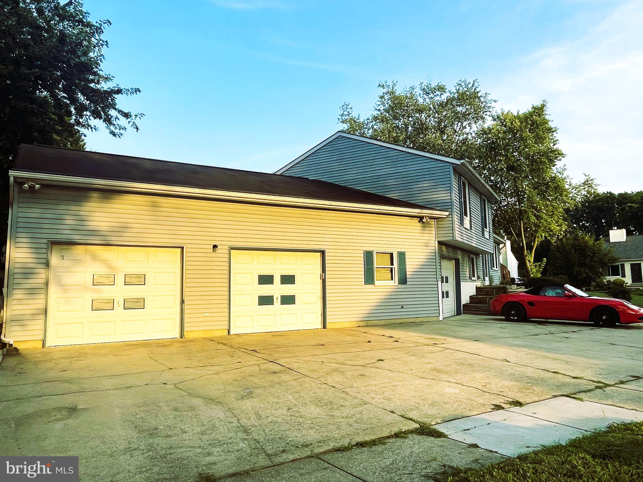 REVELL DOWNS - Residential