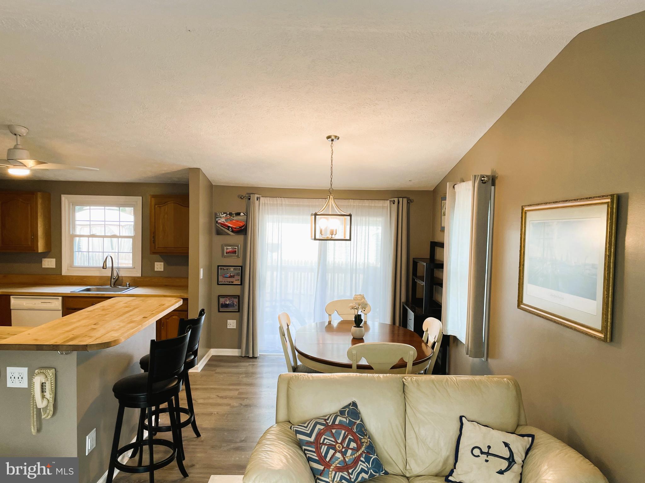 REVELL DOWNS - Residential