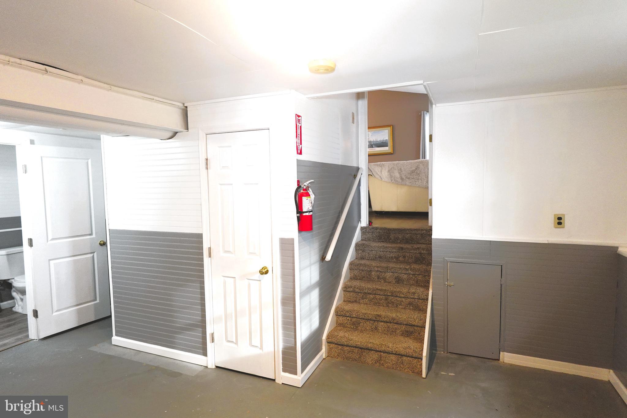 REVELL DOWNS - Residential