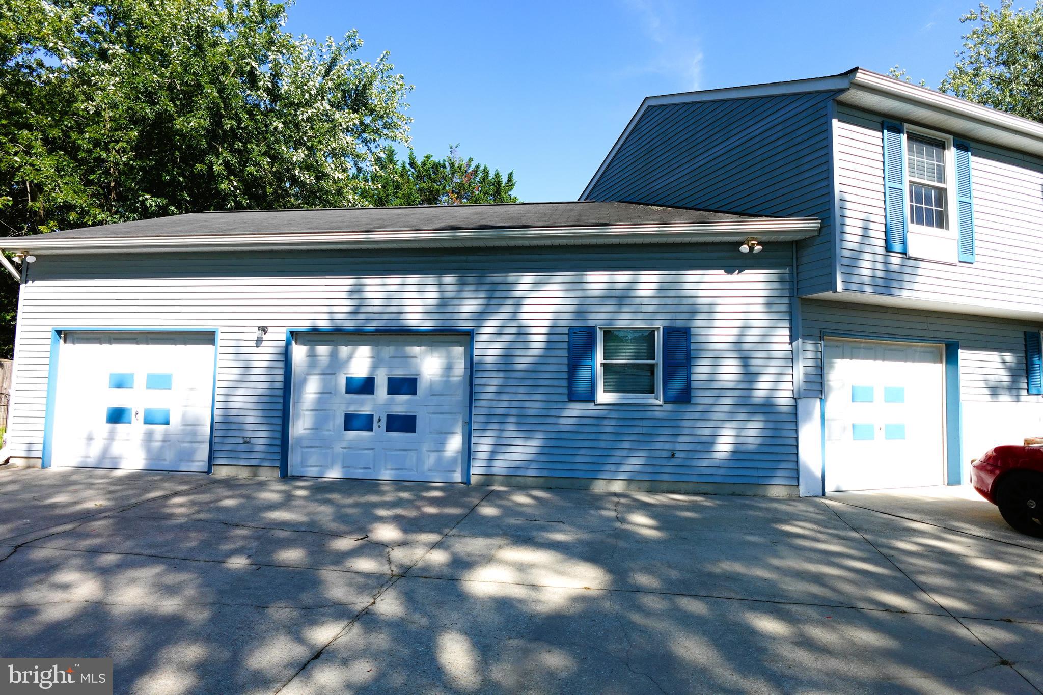 REVELL DOWNS - Residential