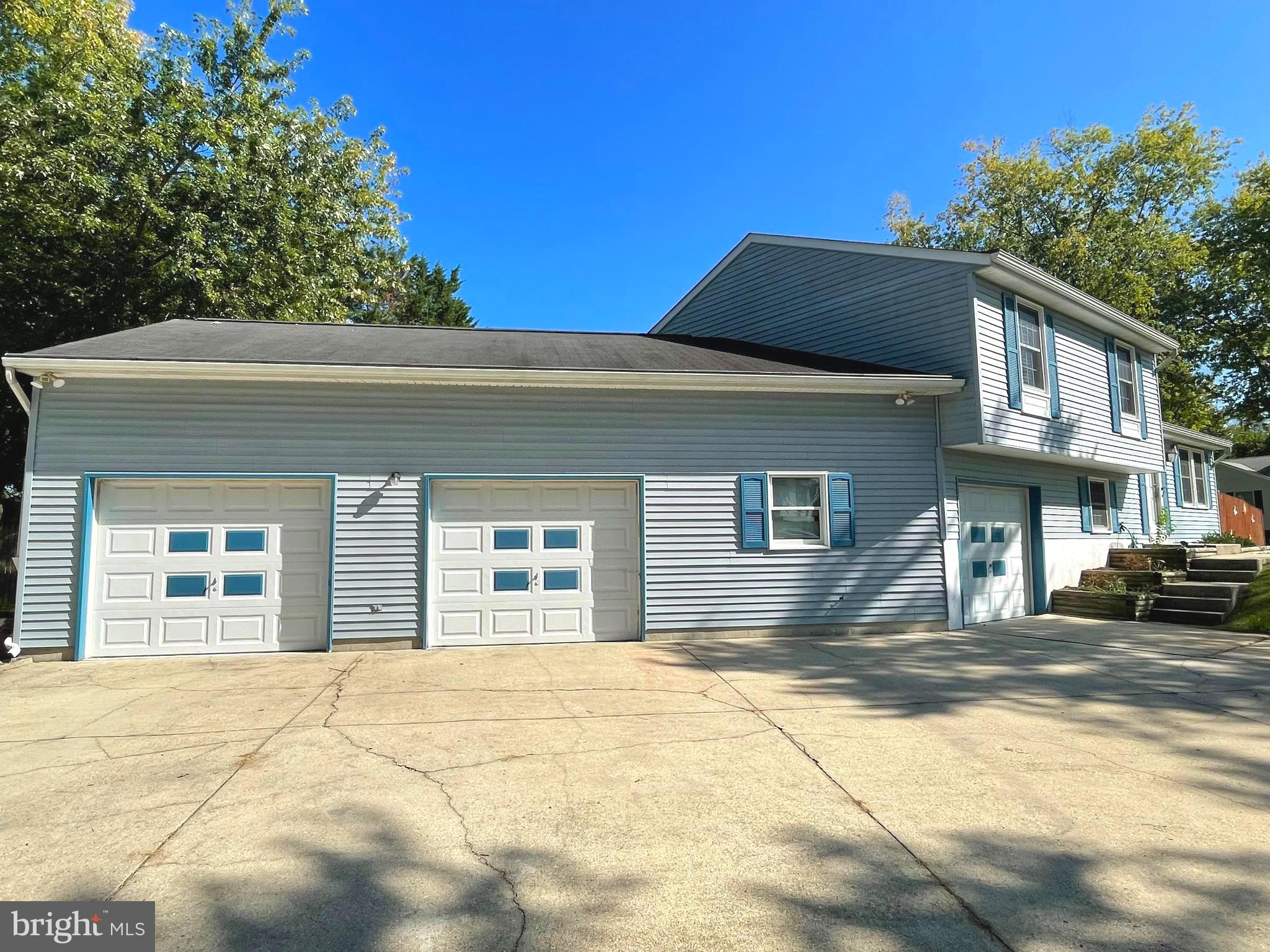 REVELL DOWNS - Residential