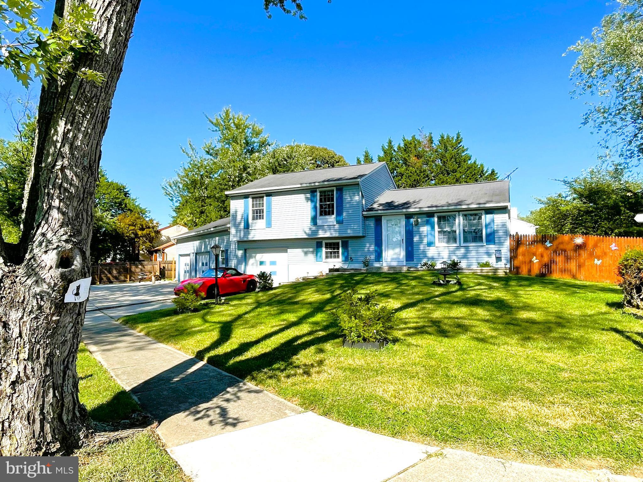 REVELL DOWNS - Residential