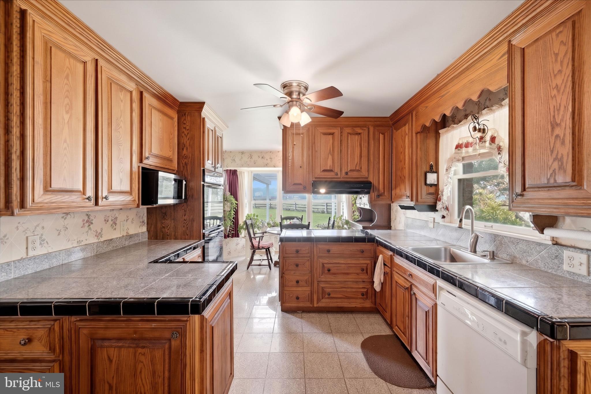 38855 SHOEMAKER LANE