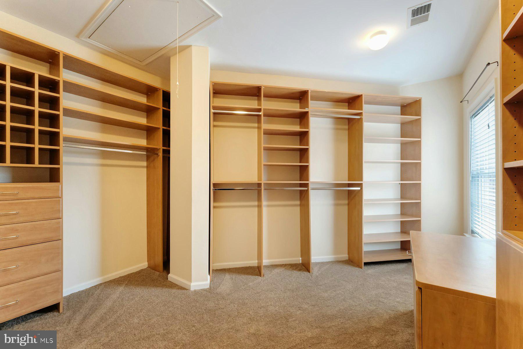 EDWARDS LANDING - Residential