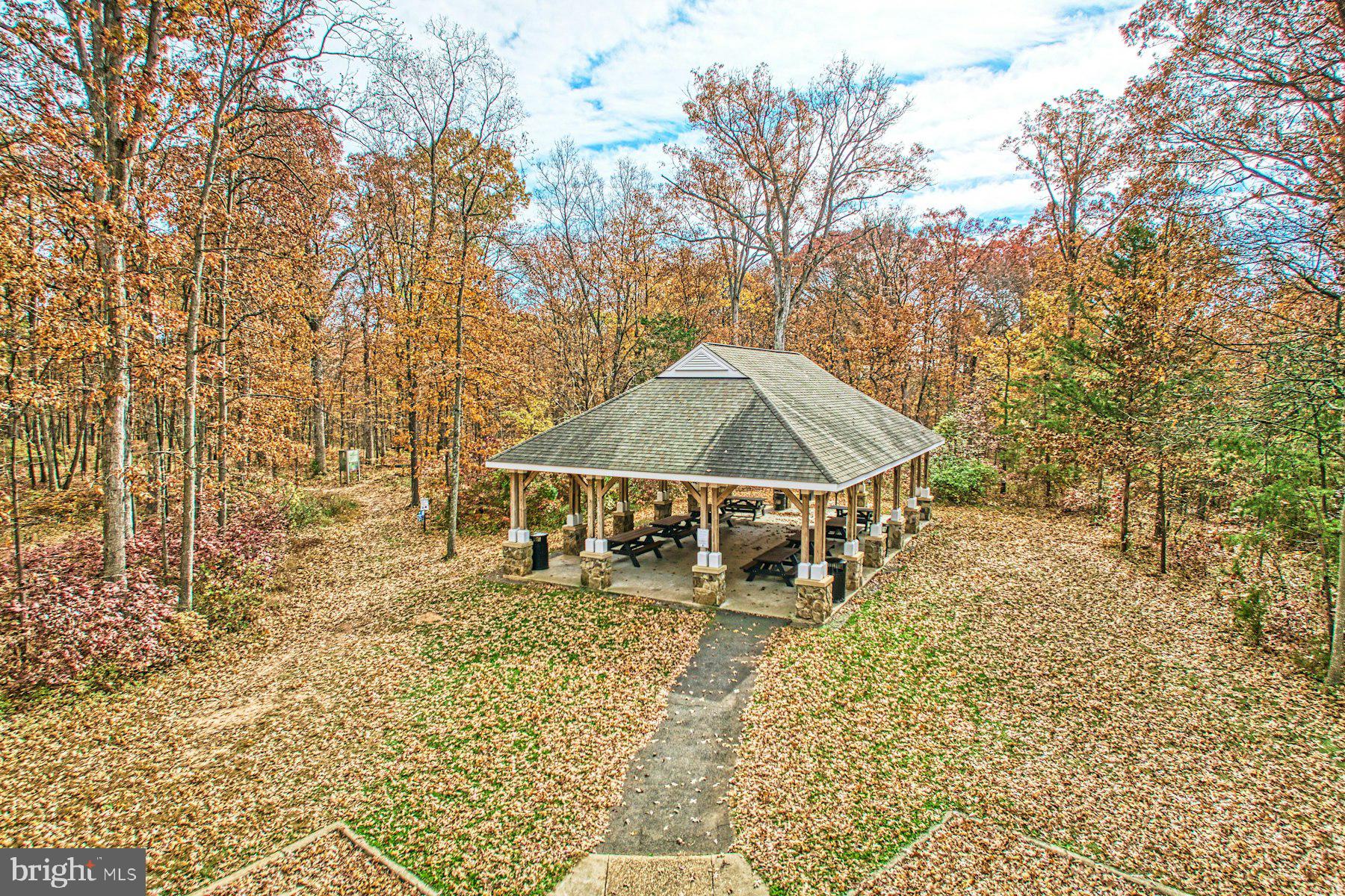 EDWARDS LANDING - Residential