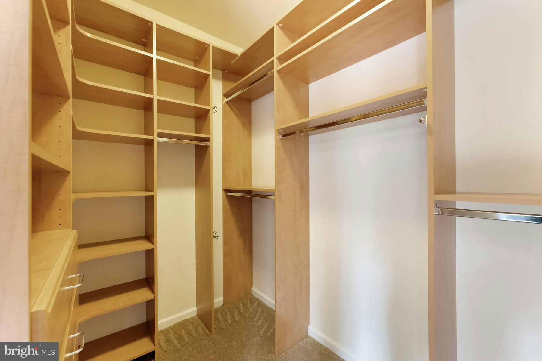 EDWARDS LANDING - Residential