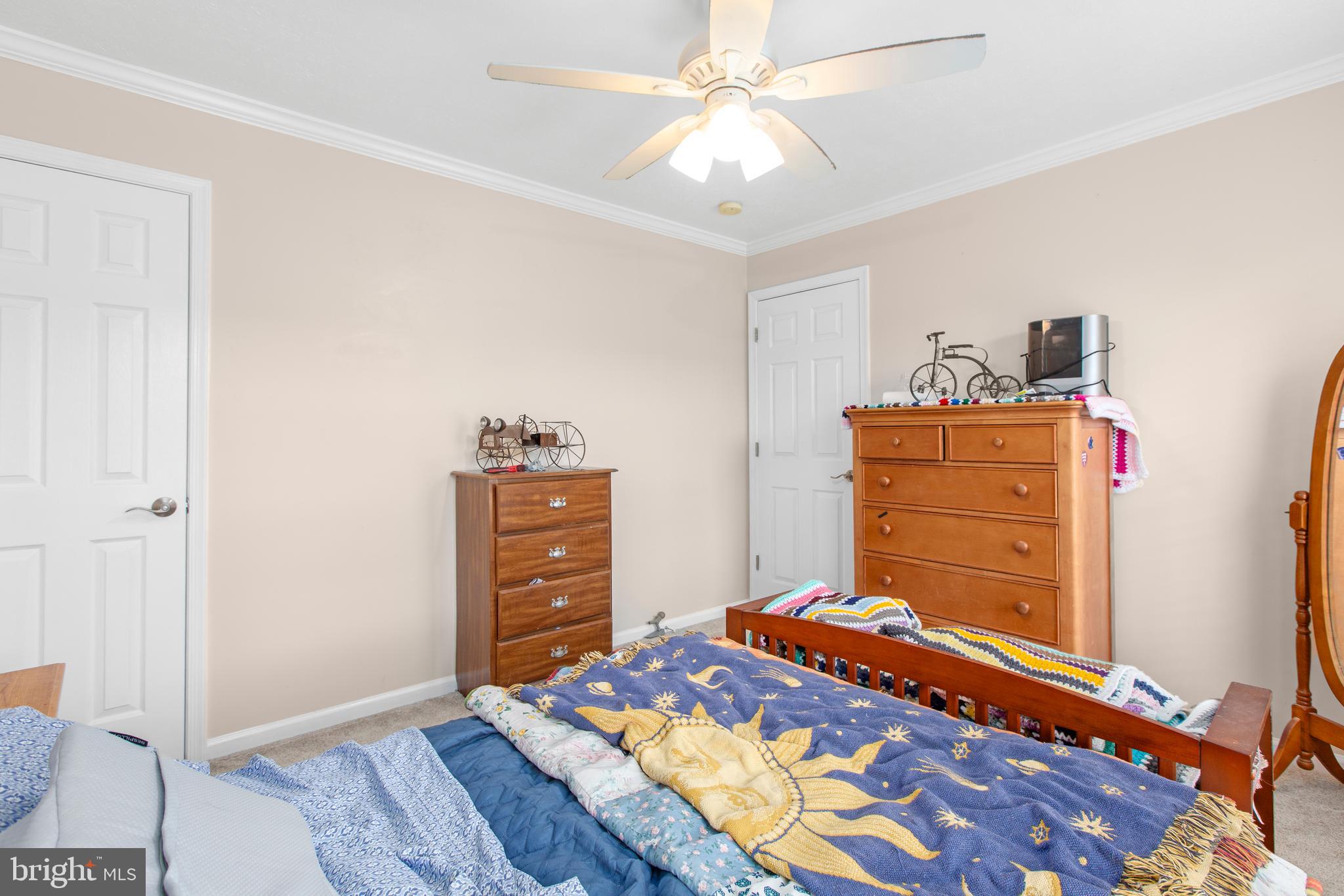 FOX CHASE - Residential