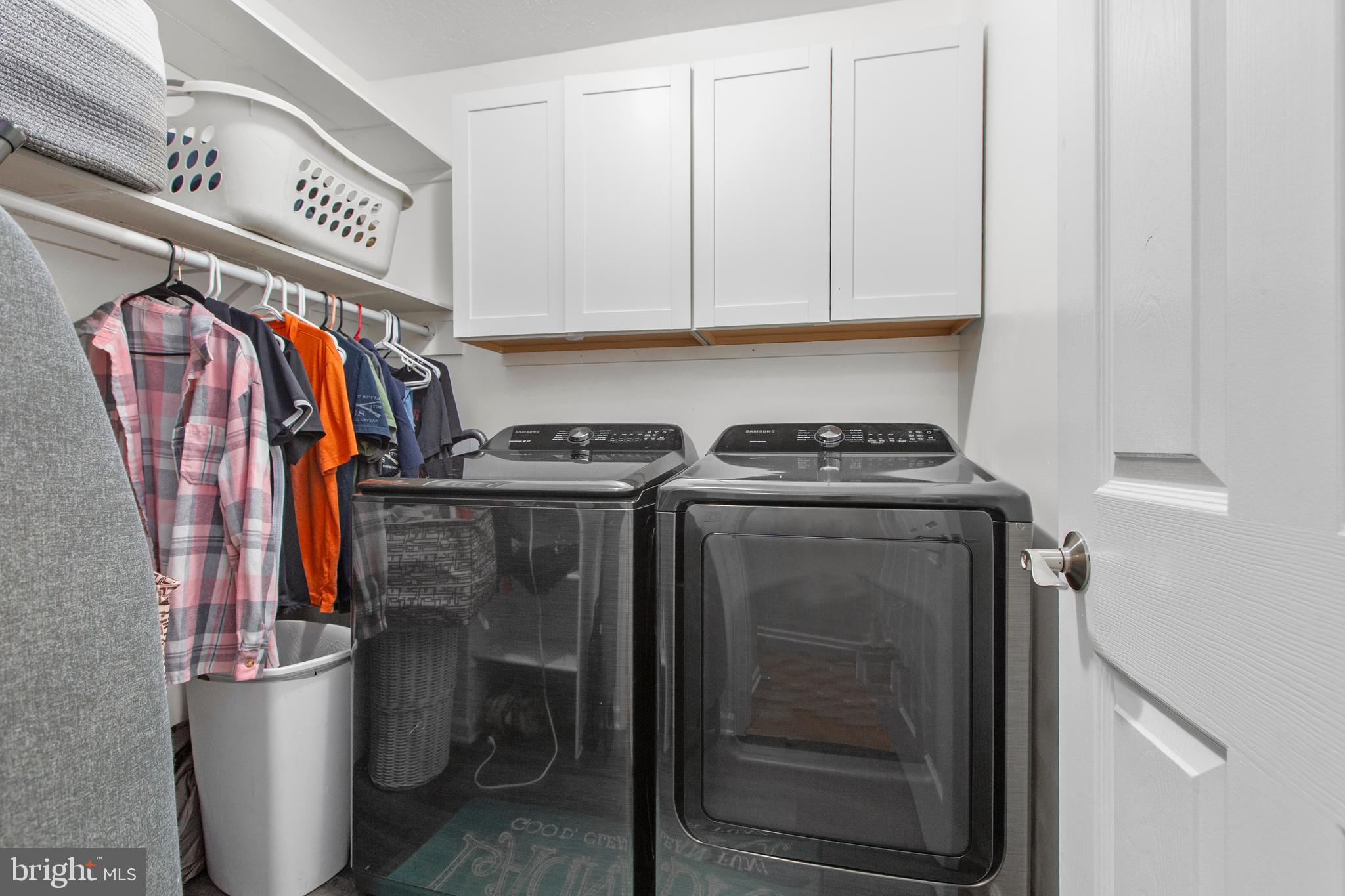 FOX CHASE - Residential