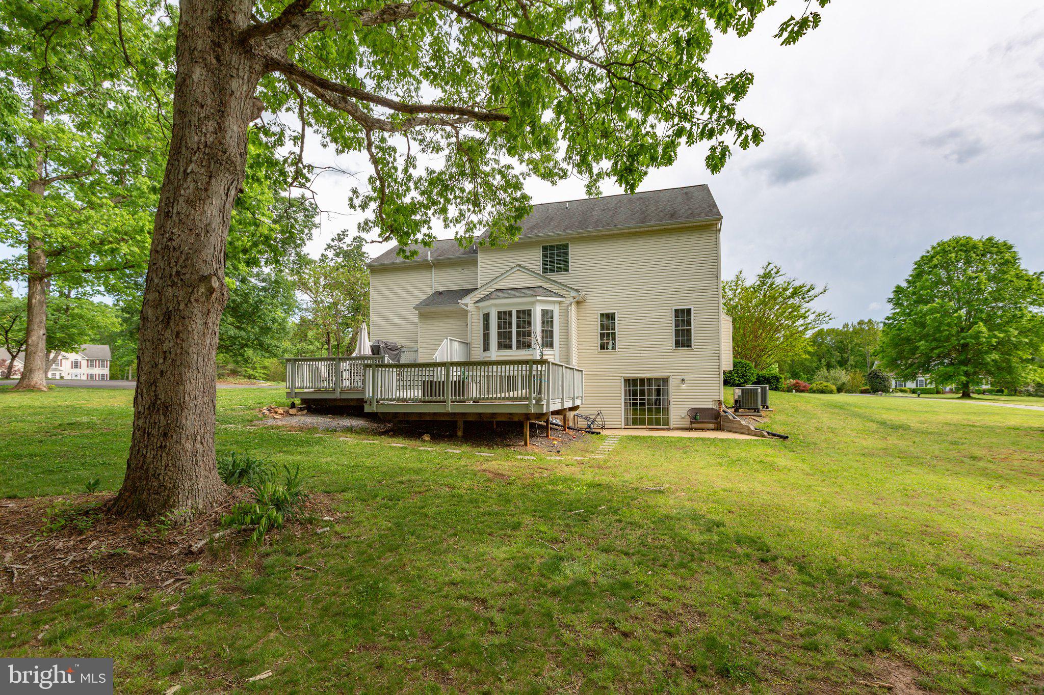 FOX CHASE - Residential