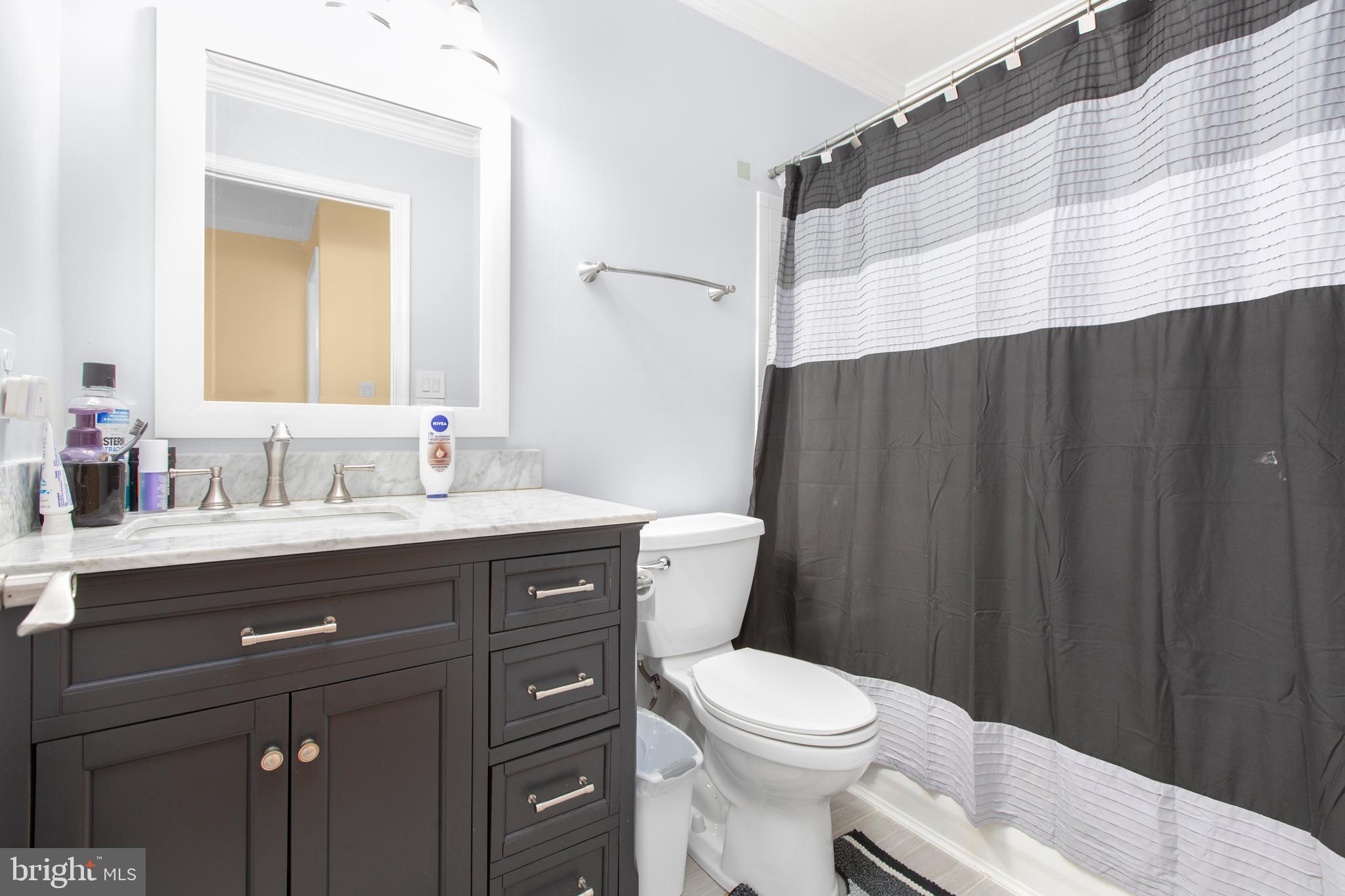 FOX CHASE - Residential