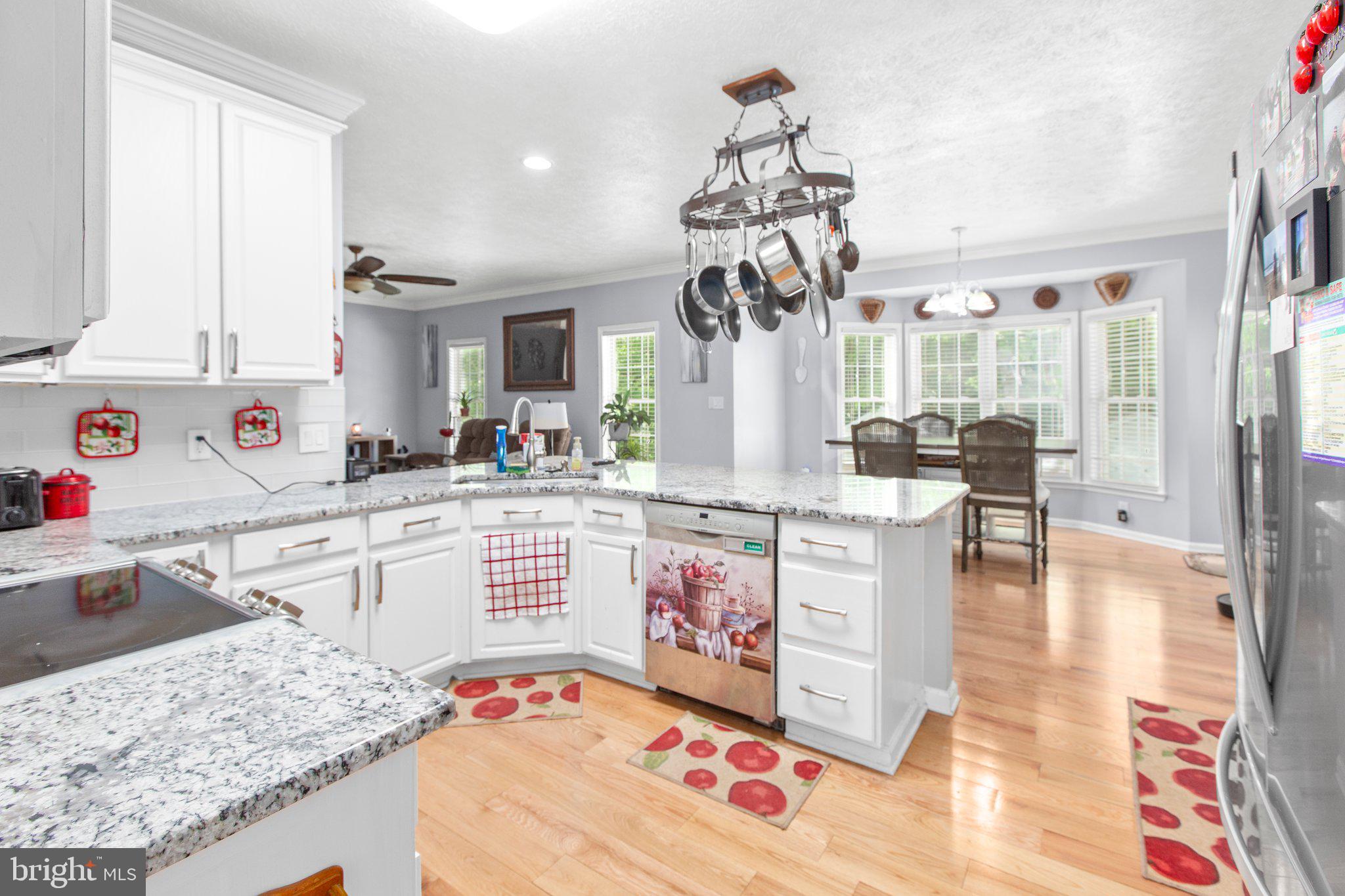 FOX CHASE - Residential