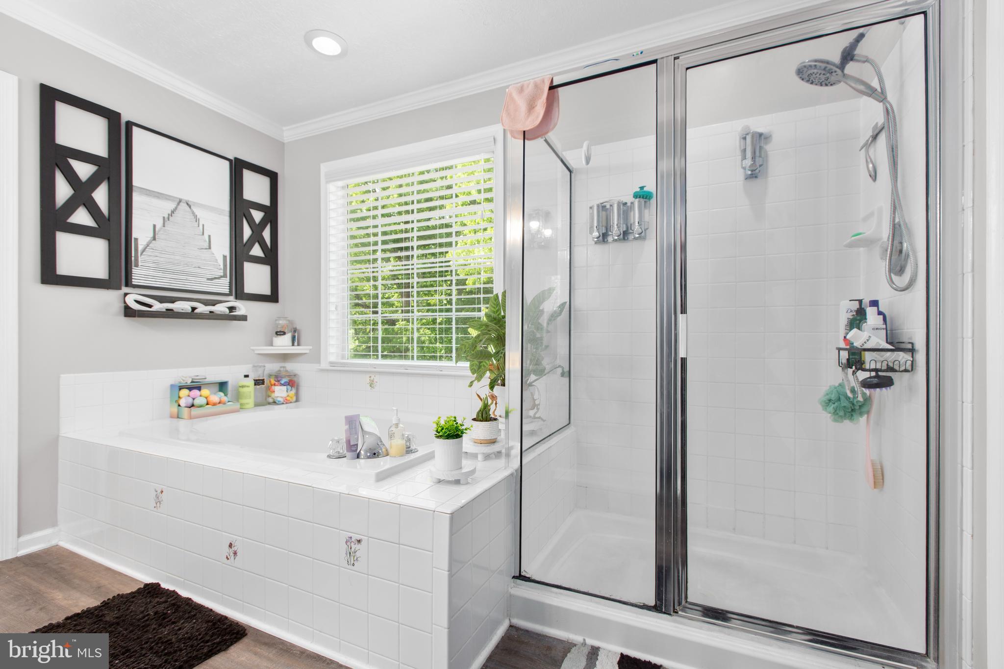 FOX CHASE - Residential