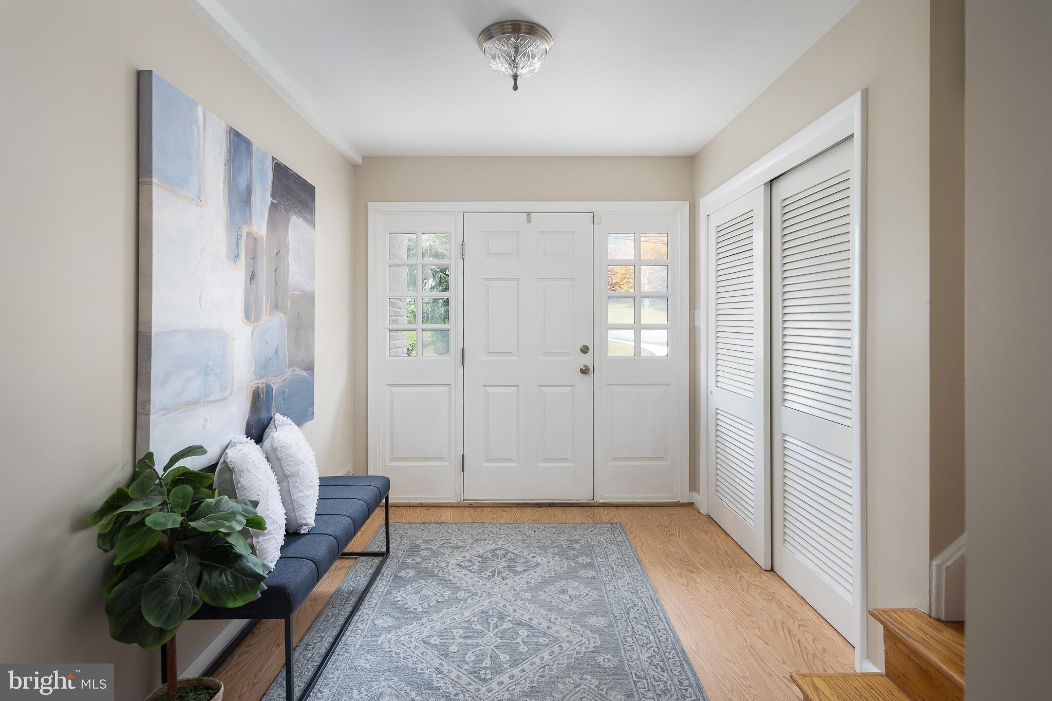 3654 N OAKLAND STREET