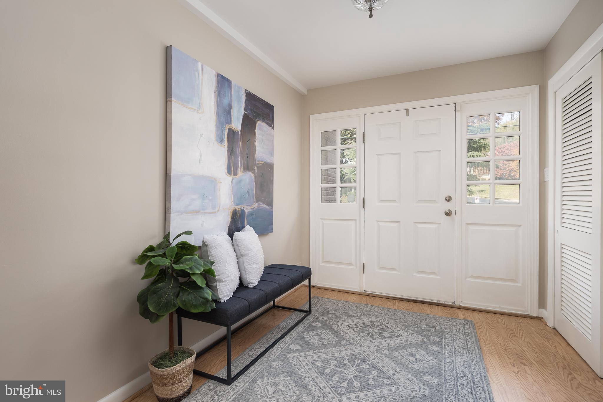 3654 N OAKLAND STREET