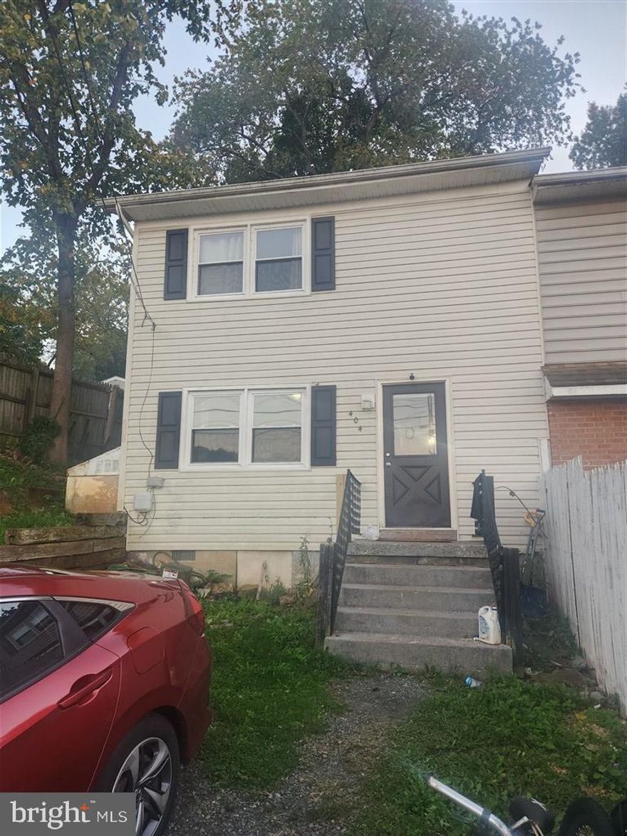 Vinyl siding and double pane vinyl windows. Heatpump. New kitchen cabinets and countertop. Hardwood floors.