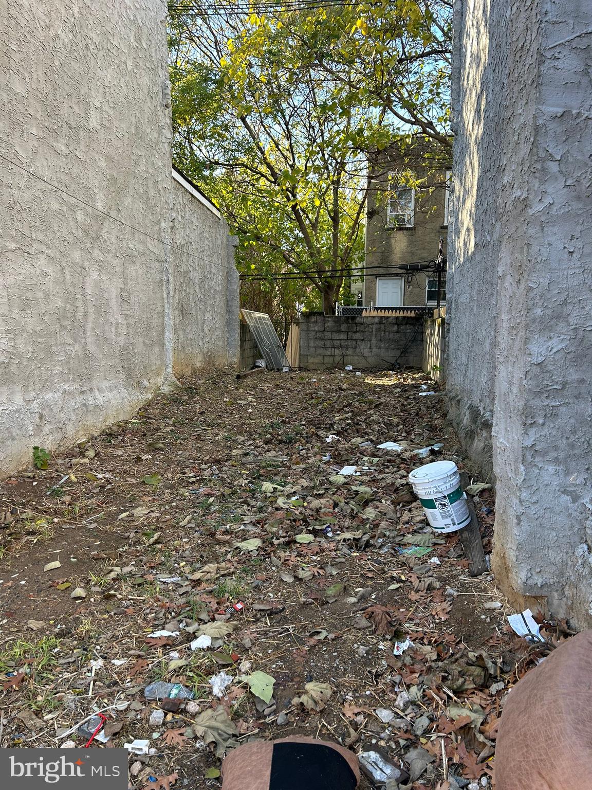 1528 S LECOUNT STREET