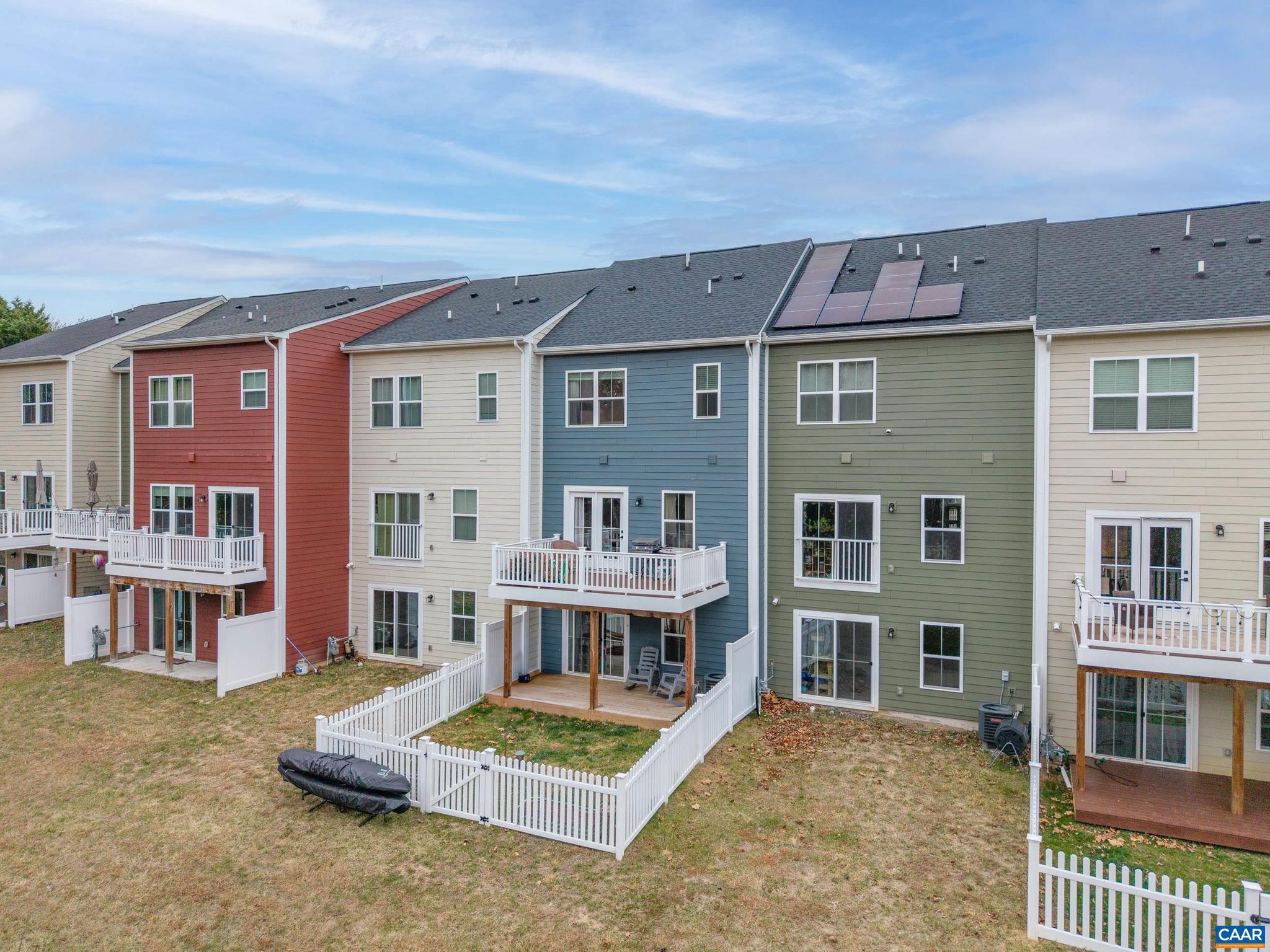 FOREST LAKES - Residential