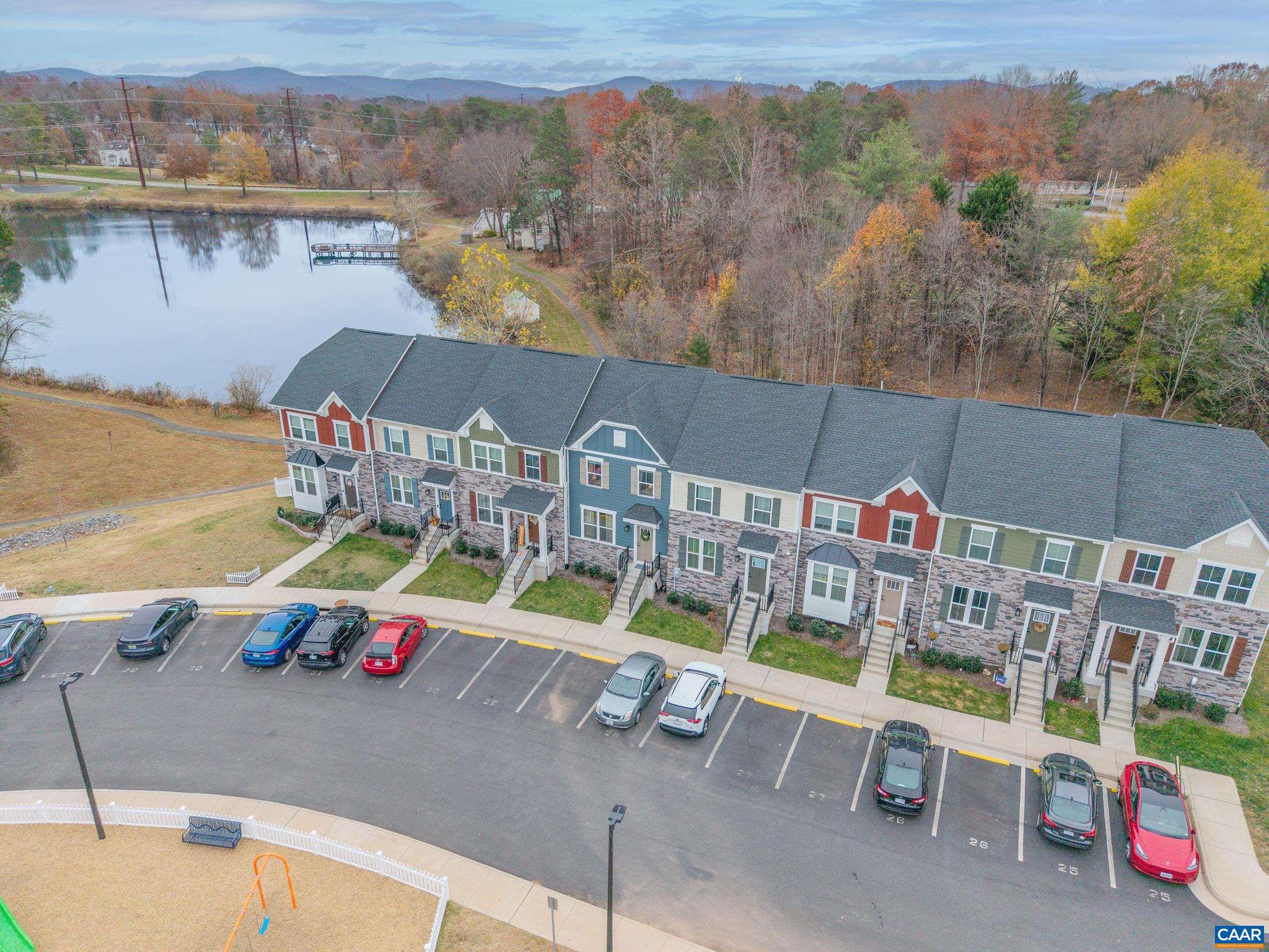 FOREST LAKES - Residential