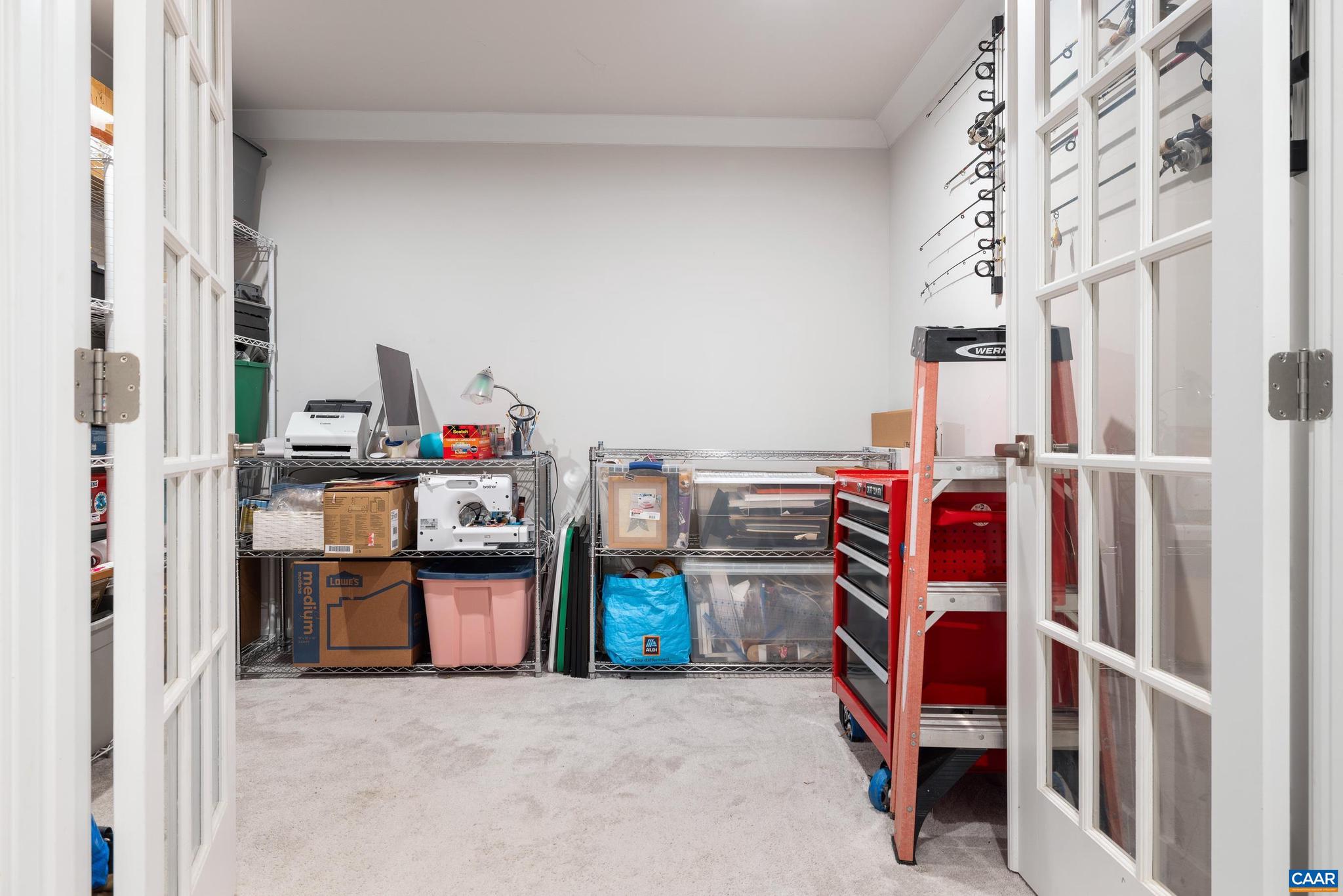 FOREST LAKES - Residential