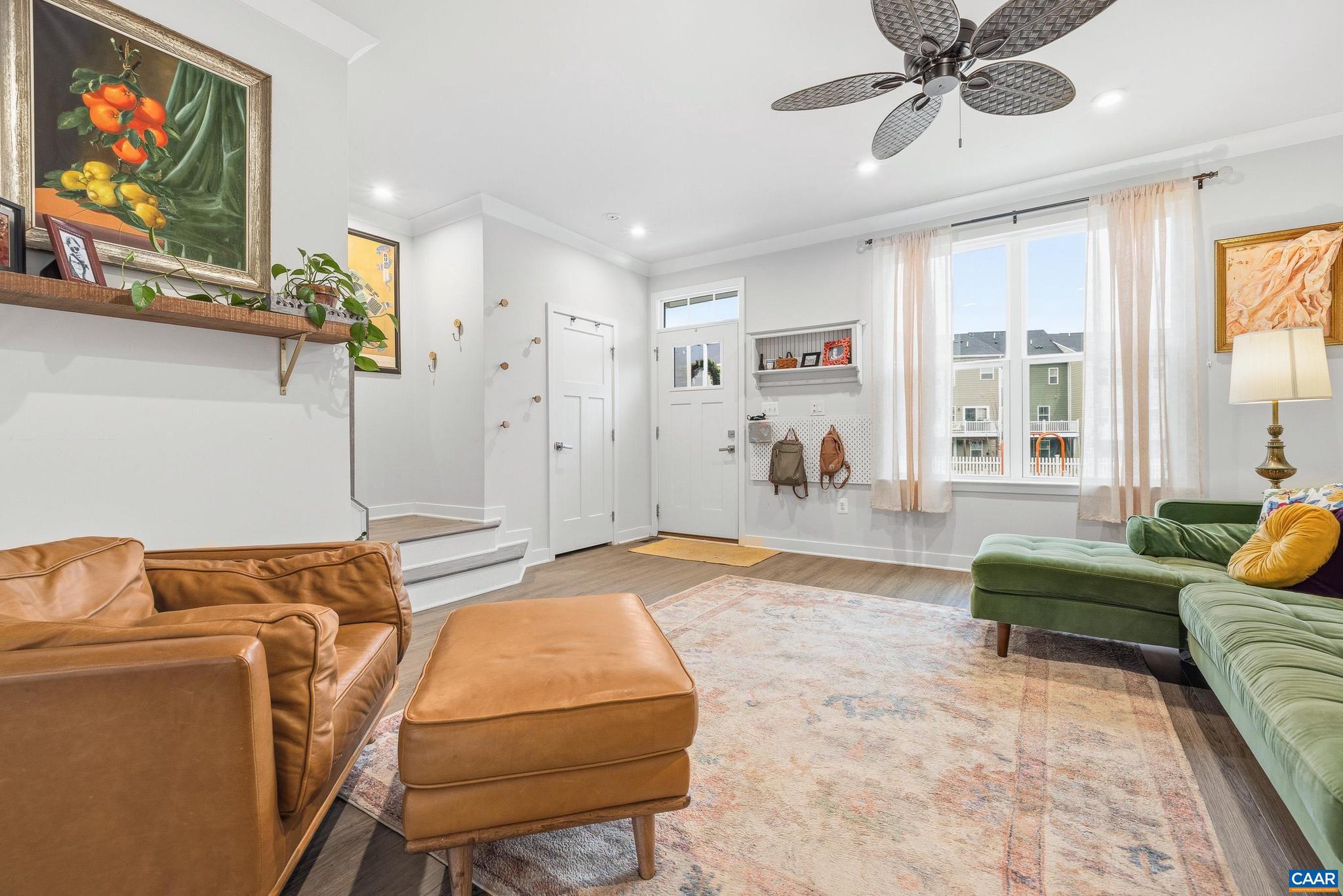 FOREST LAKES - Residential