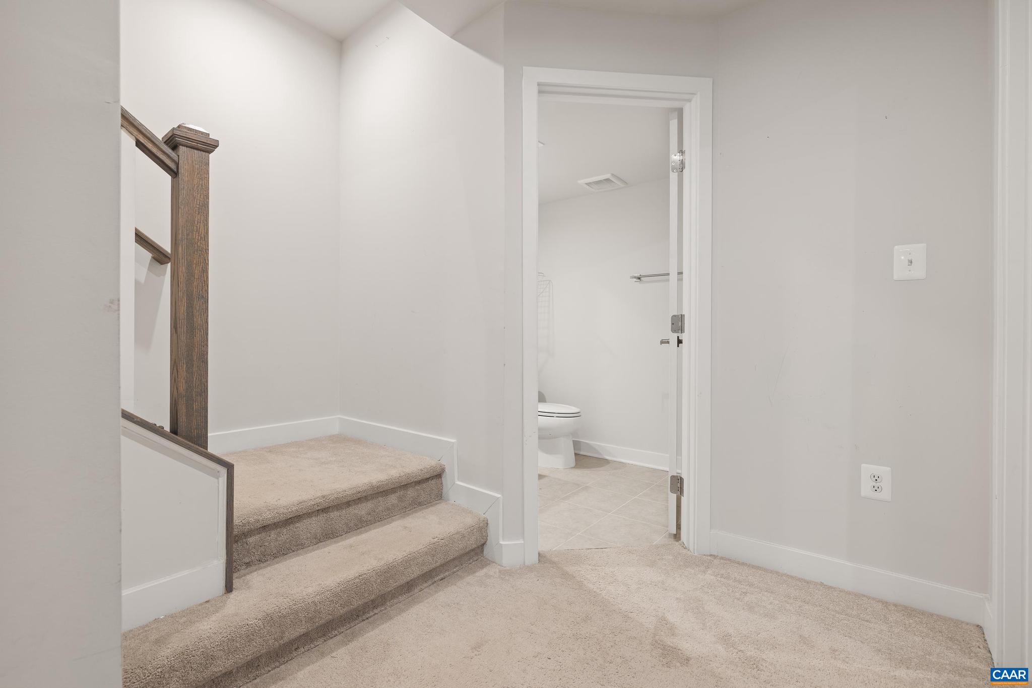 FOREST LAKES - Residential