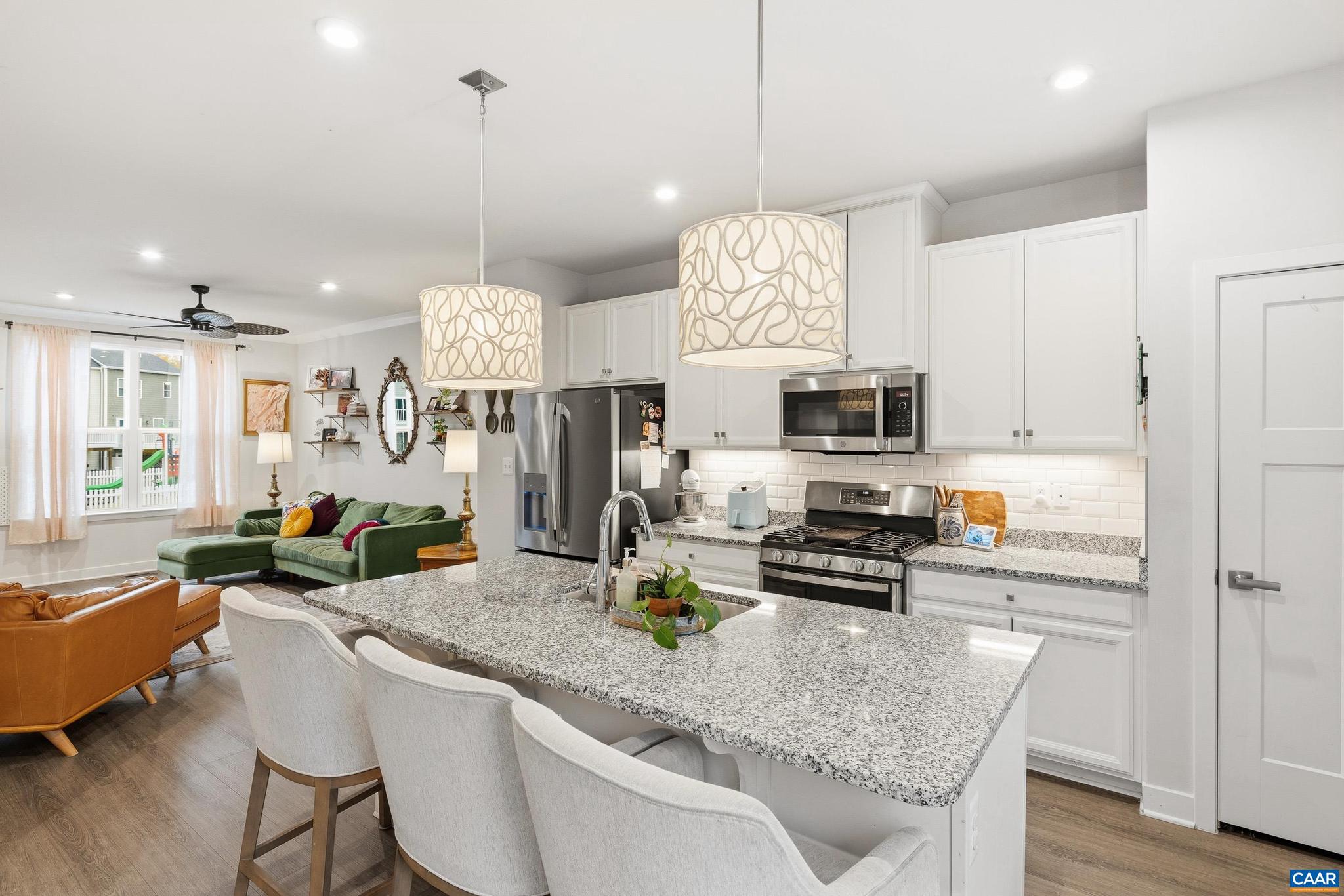 FOREST LAKES - Residential