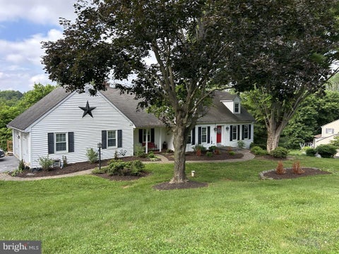Homes For Rent - 975 Wind Song Road<br/> WEST CHESTER, PA 19382