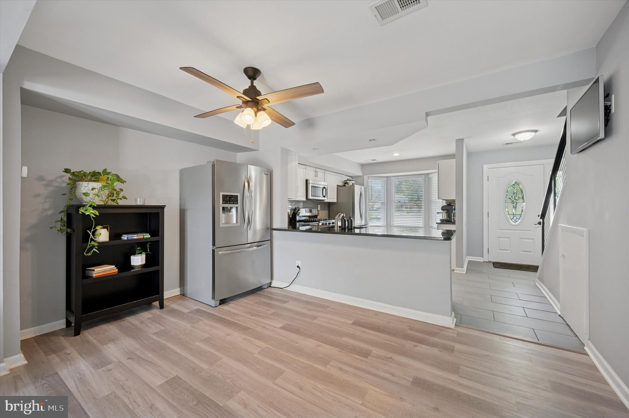 LAUREL HILLS - Residential