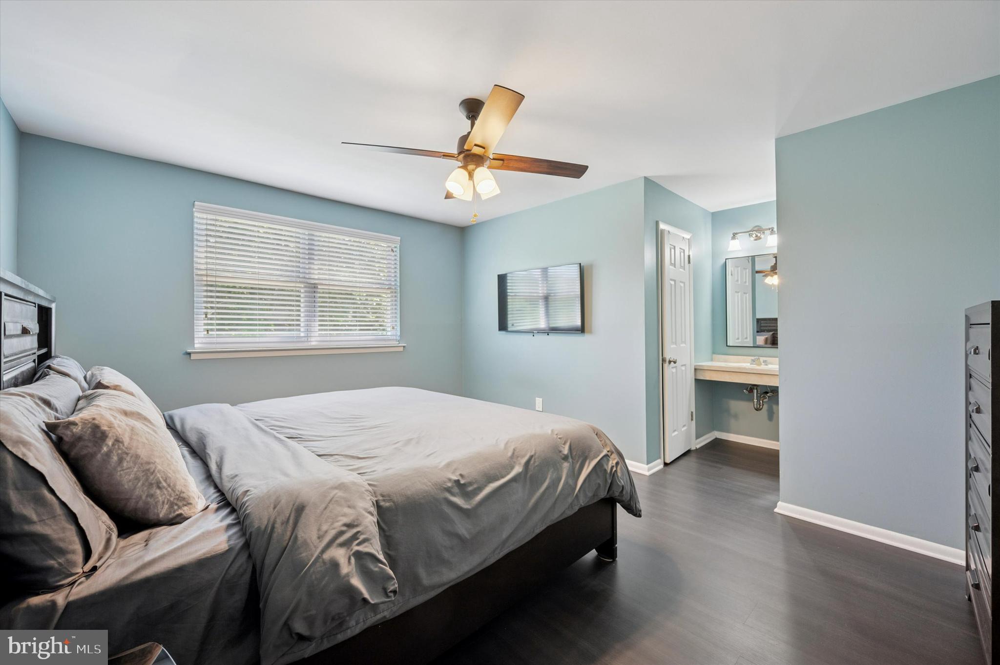 LAUREL HILLS - Residential