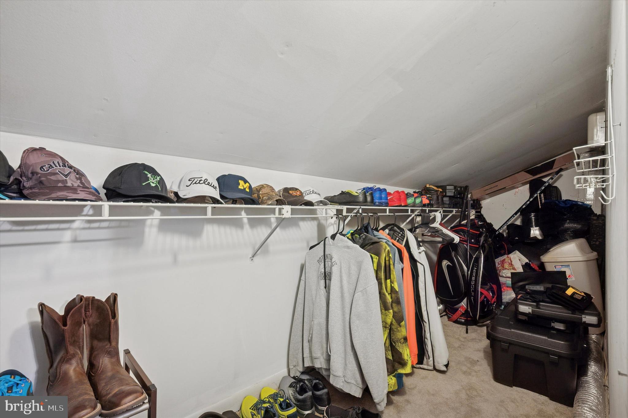 LAUREL HILLS - Residential