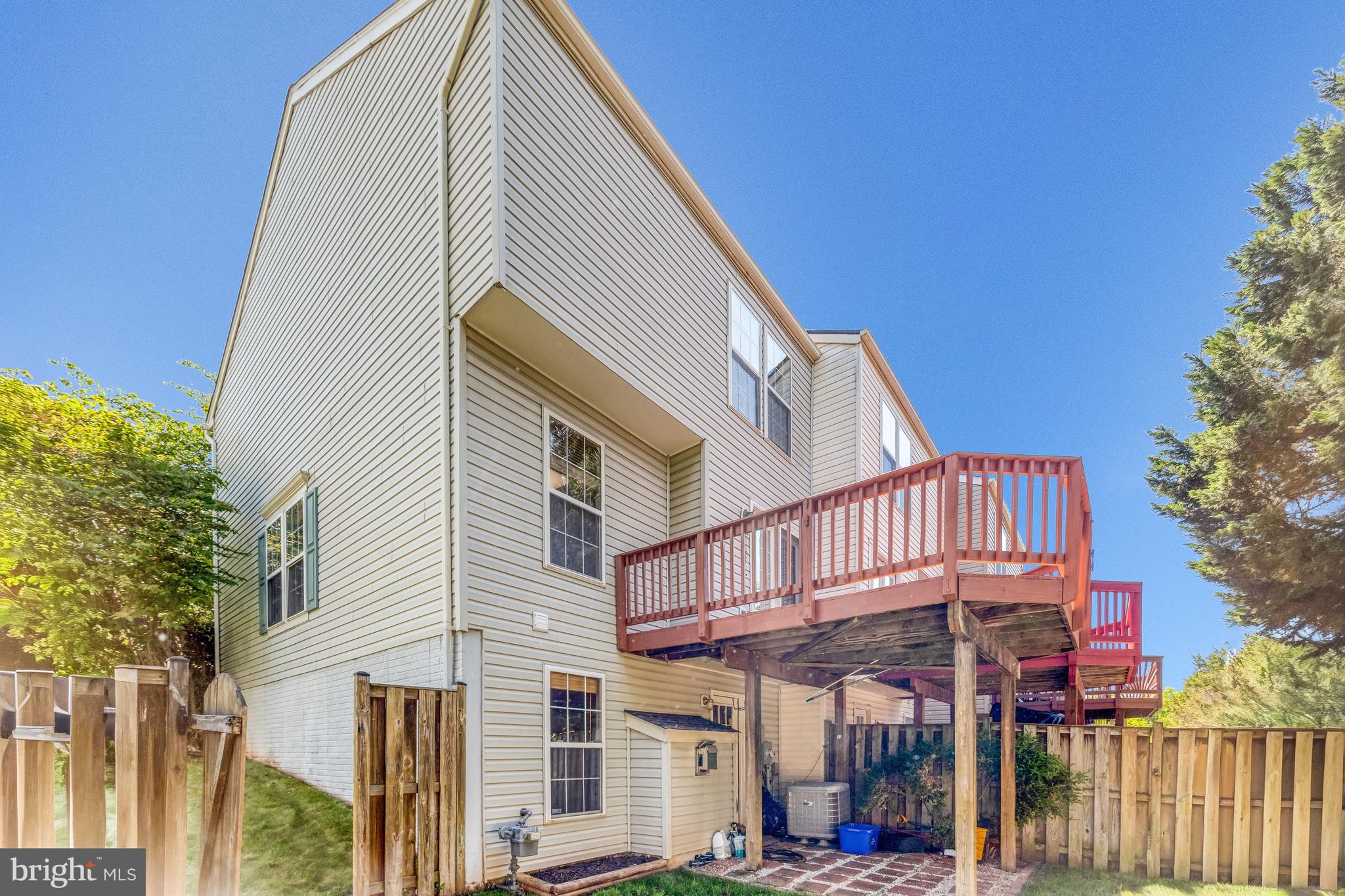 GREENHILL CROSSING - Residential