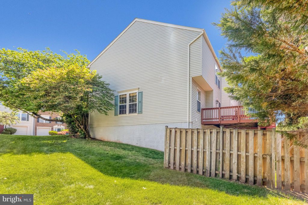 Photo of 7030 Rogue Forest Lane, GAINESVILLE, VA 20155 (MLS # VAPW2118998)