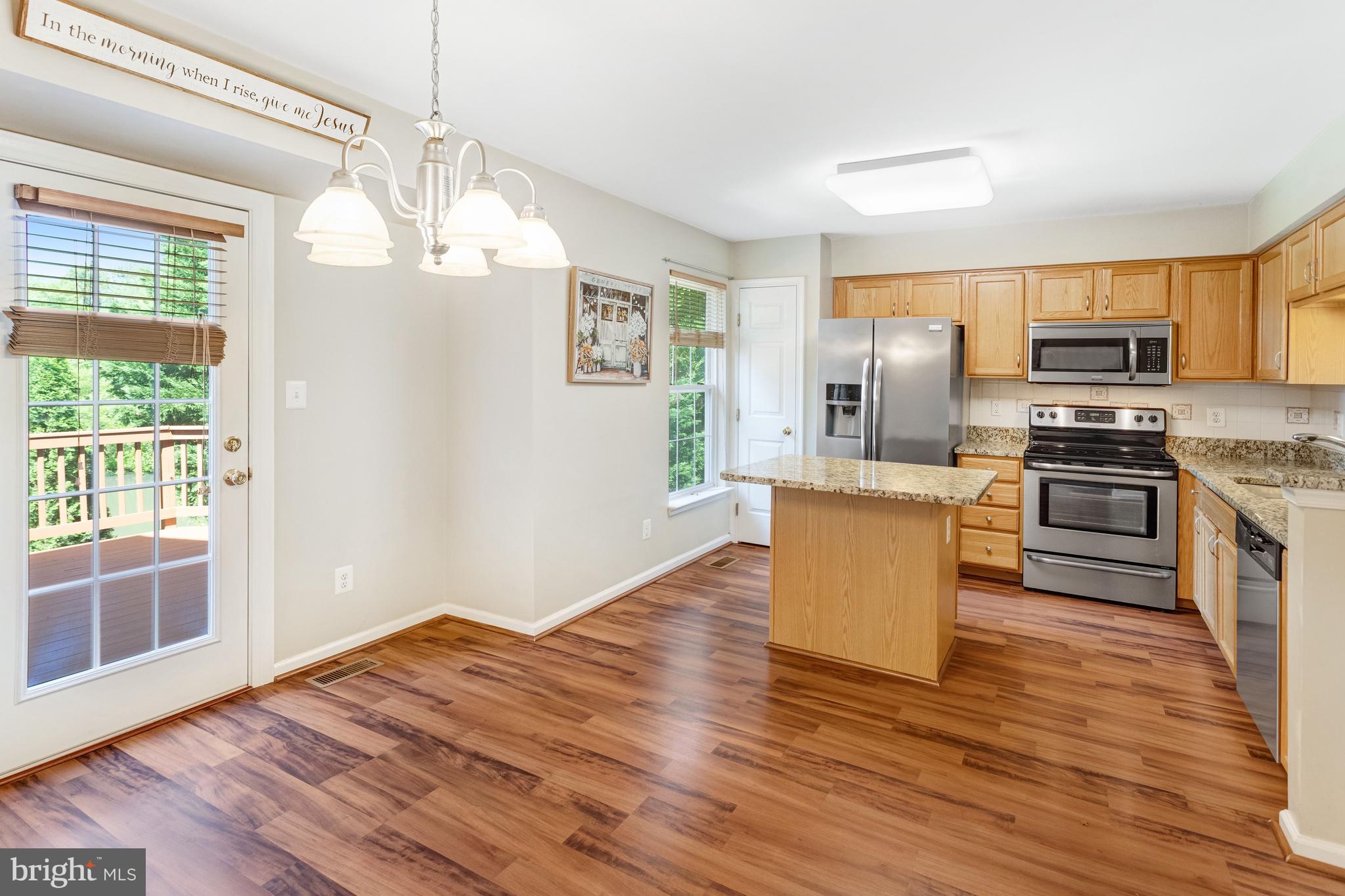 GREENHILL CROSSING - Residential