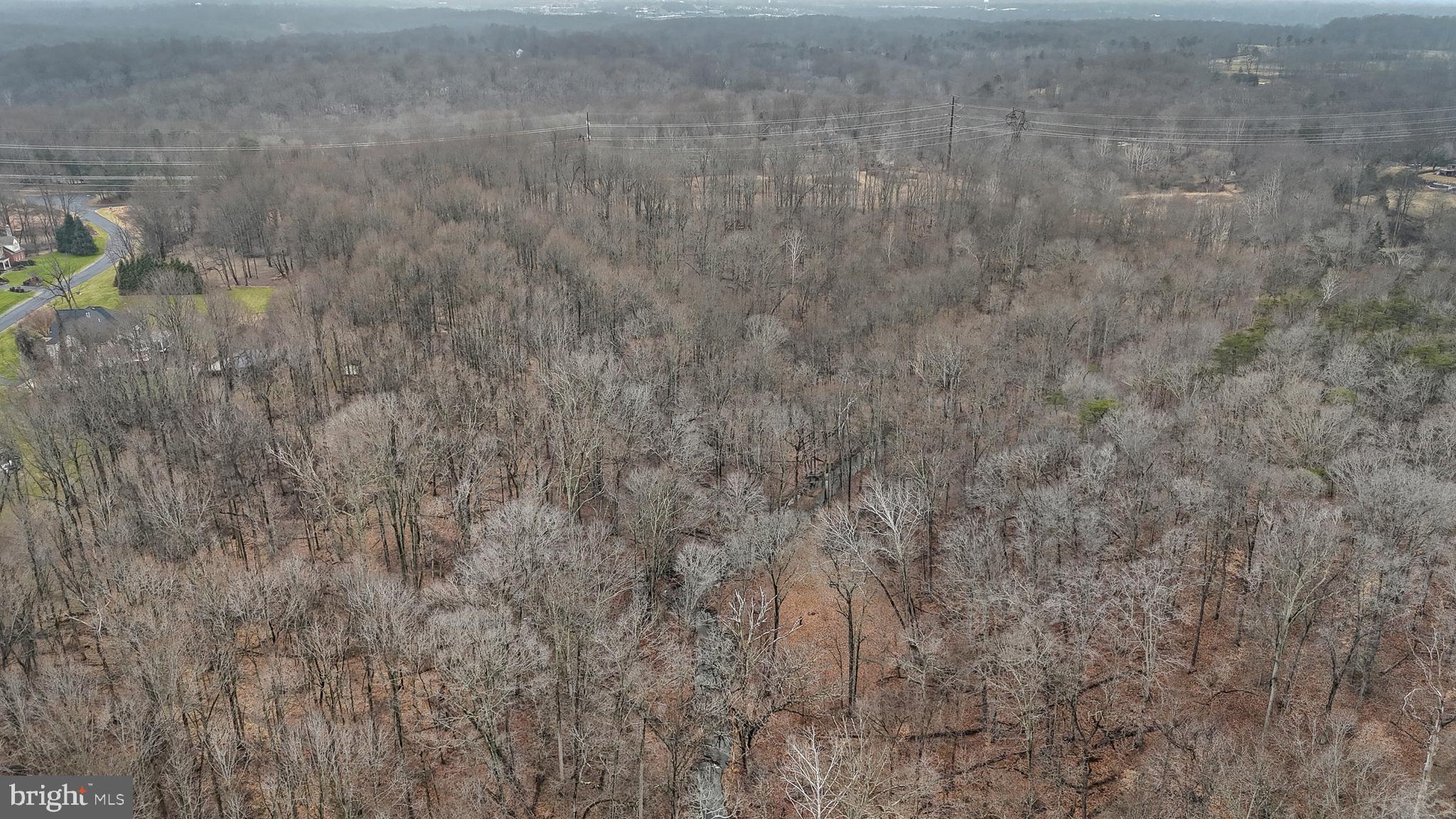 SOUTHERN KNOLL FARMS - Land