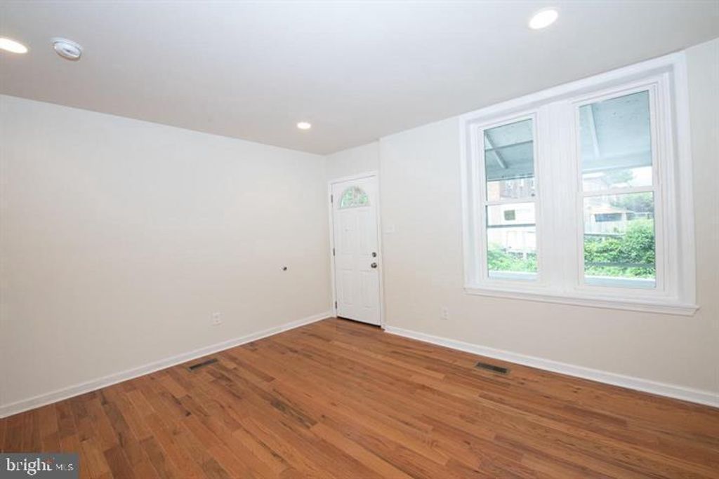 Photo of 102 Brookfield Terrace, ARDMORE, PA 19003 (MLS # PAMC2158668)