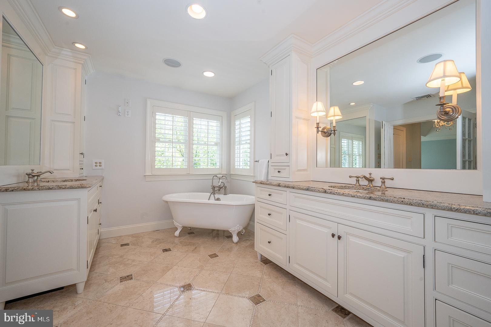 CLOCKTOWER WOODS - Residential