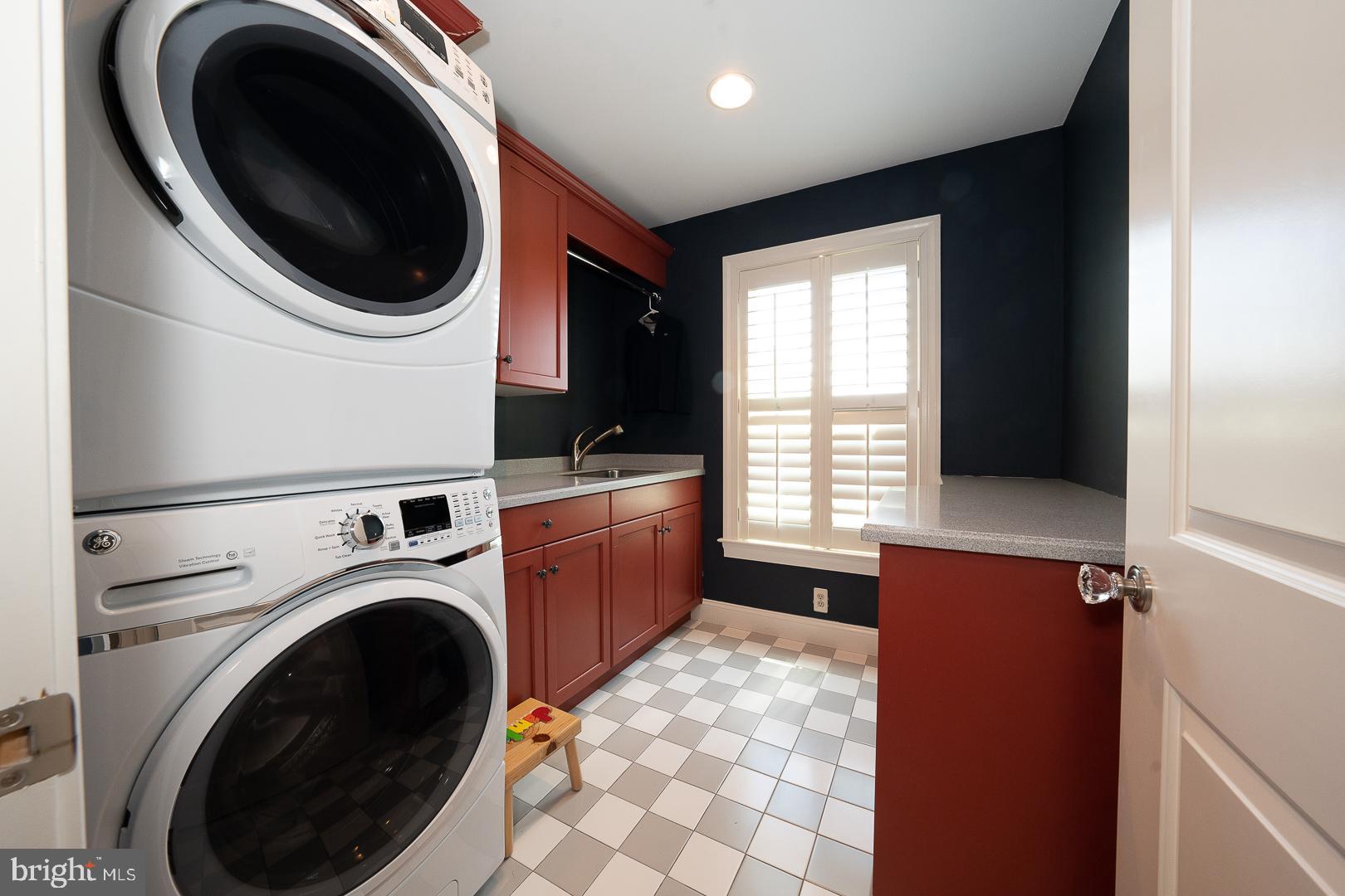 CLOCKTOWER WOODS - Residential