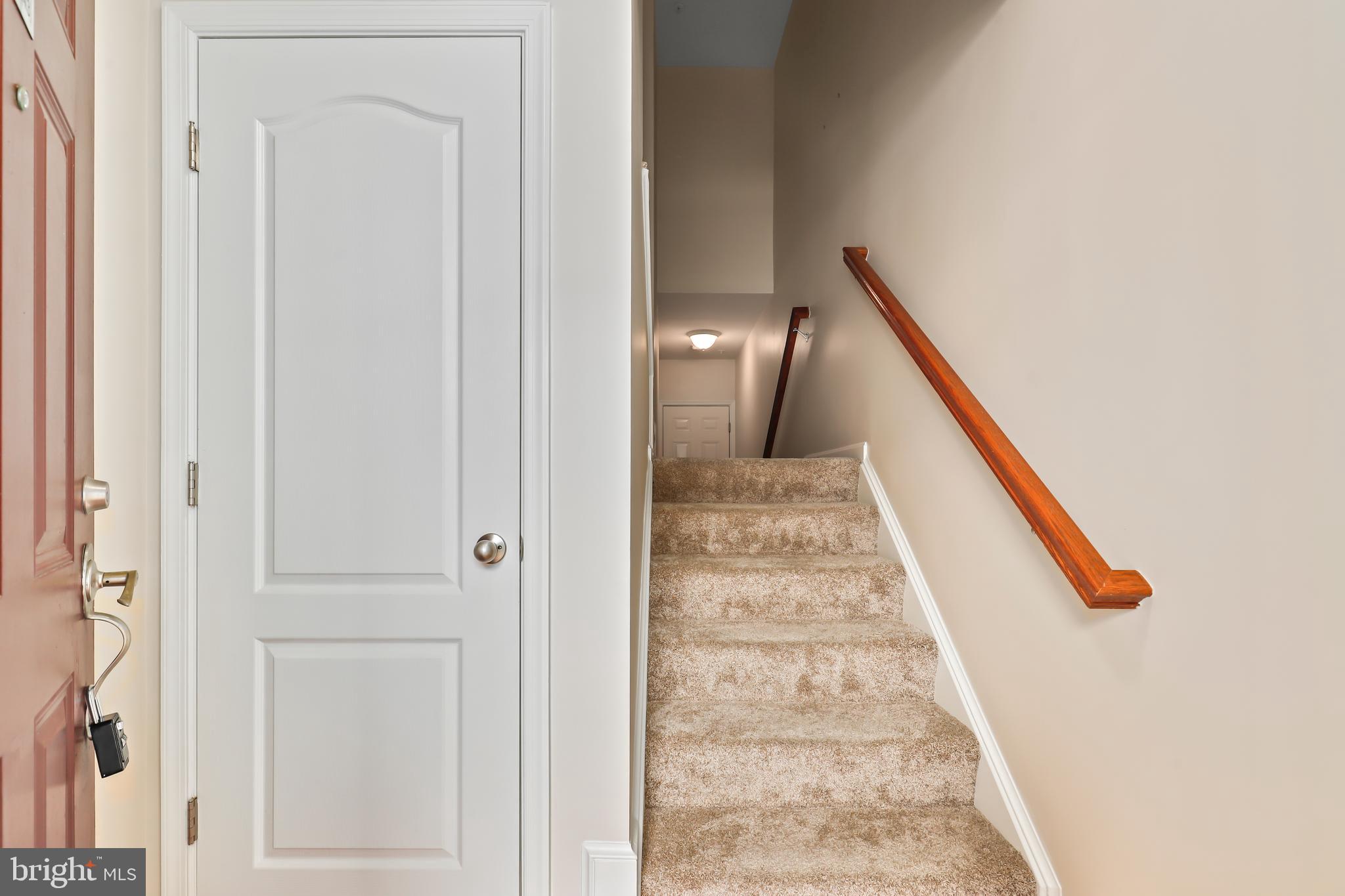 LANSDOWNE TOWN CENTER - Residential