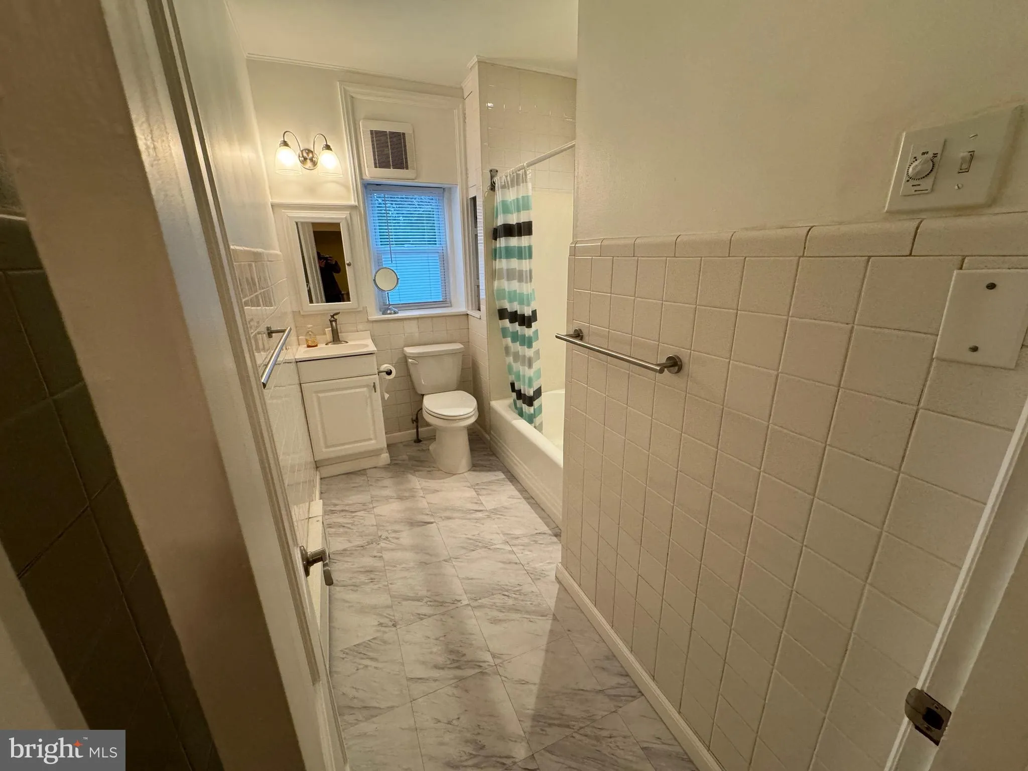 Haverford, Pennsylvania 19041, United States, 2 Bedrooms Bedrooms, ,1 BathroomBathrooms,Residential,Active,216543