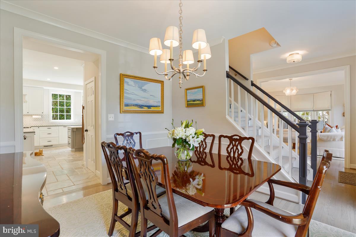 WAVERLY HILLS - Residential