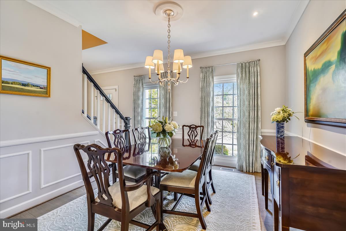 WAVERLY HILLS - Residential