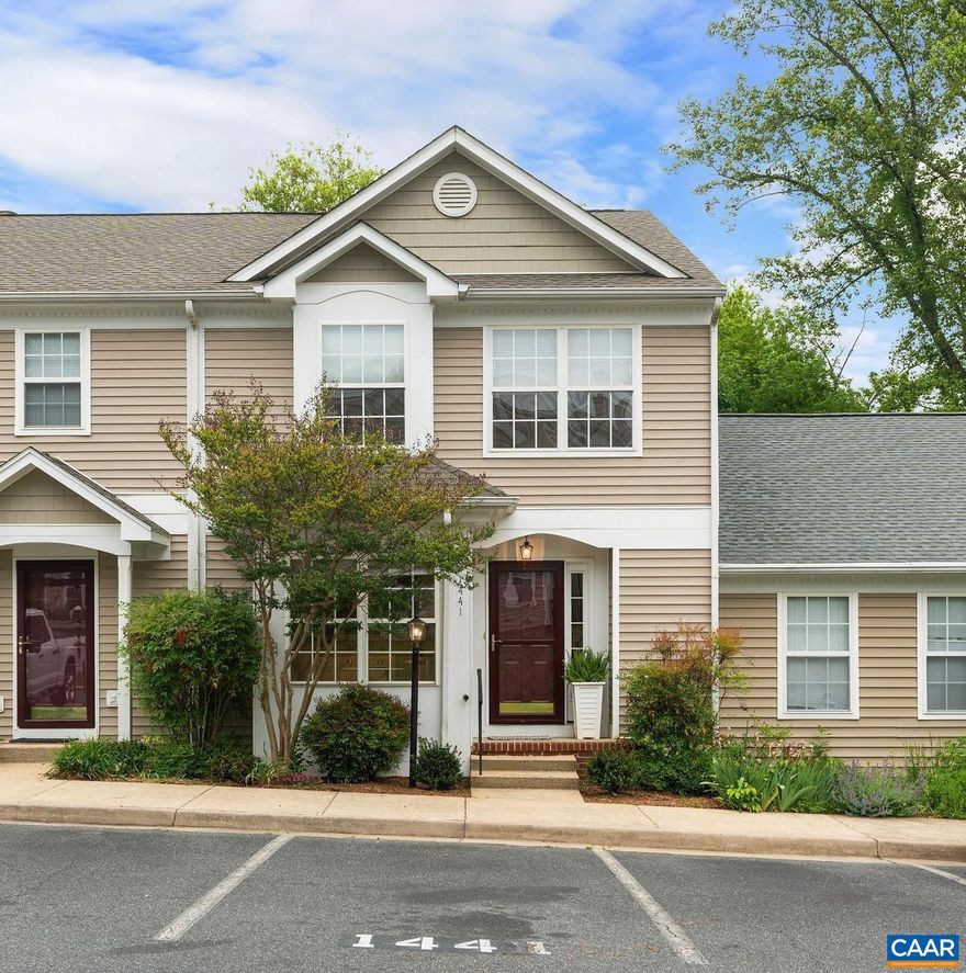 Move in ready townhome on the most coveted street in River Run backing to the woods and river below. Enjoy rear privacy and nature in one of Charlottesville most convenient neighborhoods. Under 10 minutes to downtown and everyday conveniences on 29. Walk to 280 acre pen park with trails, golf course, tennis courts and more. Main floor features eat in kitchen, powder room, open concept dining and living with built in shelving and woodburning fireplace. Deck off the main floor allows you to enjoy the view. Primary bedroom upstairs with built in shelves, walk in closet, and en suite bath. Two more bedroom and another full bath complete the main floor. Enjoy the walkout basement with rec room, laundry room, and half bath. Great primary residence or investment property.,Formica Counter,Wood Cabinets,Fireplace in Living Room