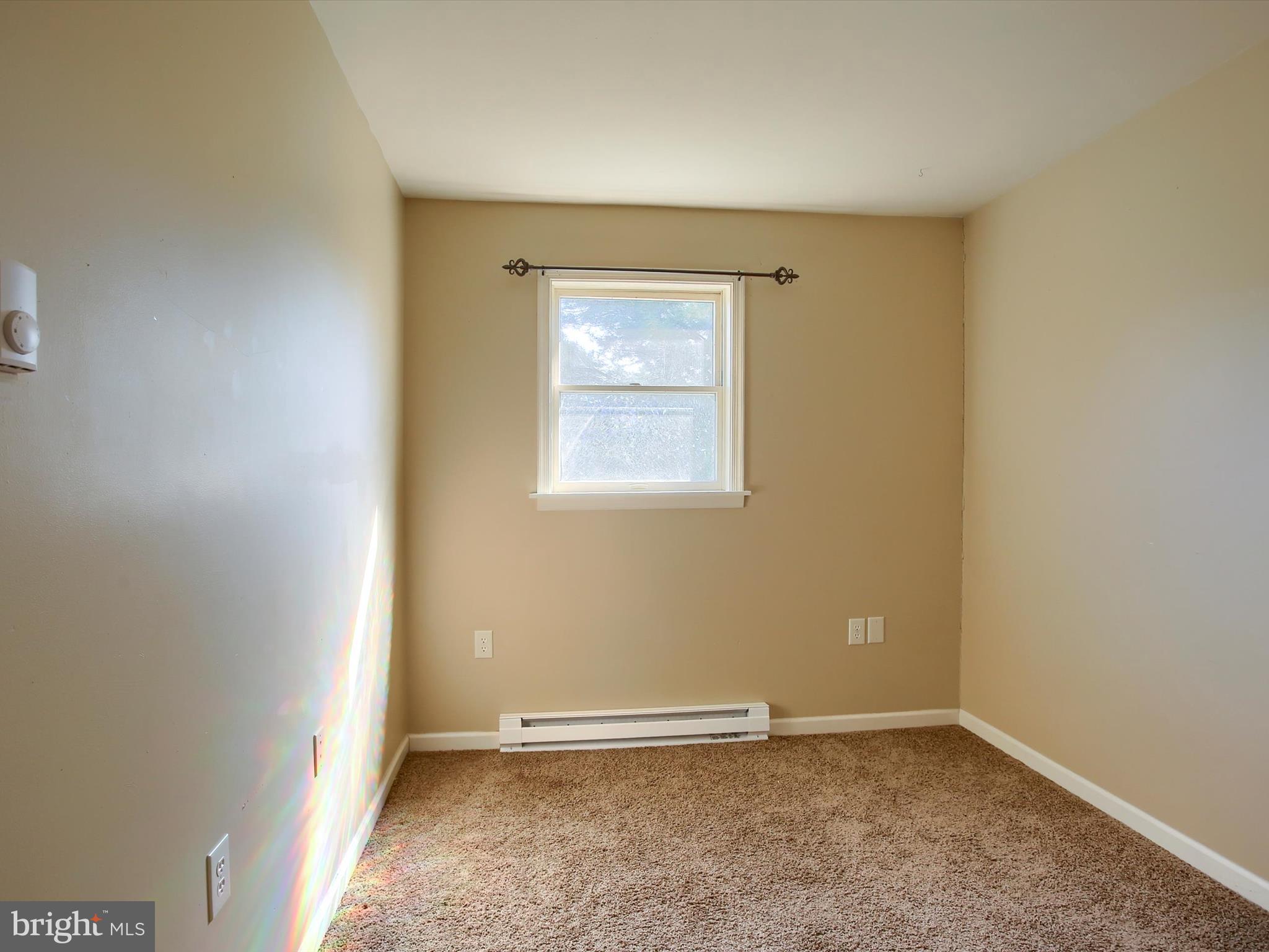 VALLEY GREEN VILLAGE WEST - Residential